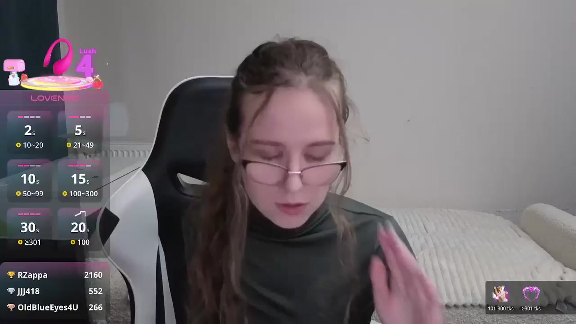 Gallery image thumbnail from BlueFlowerr's myfreecams stream on, 01/18/2026, 22:54 image 8 of 20