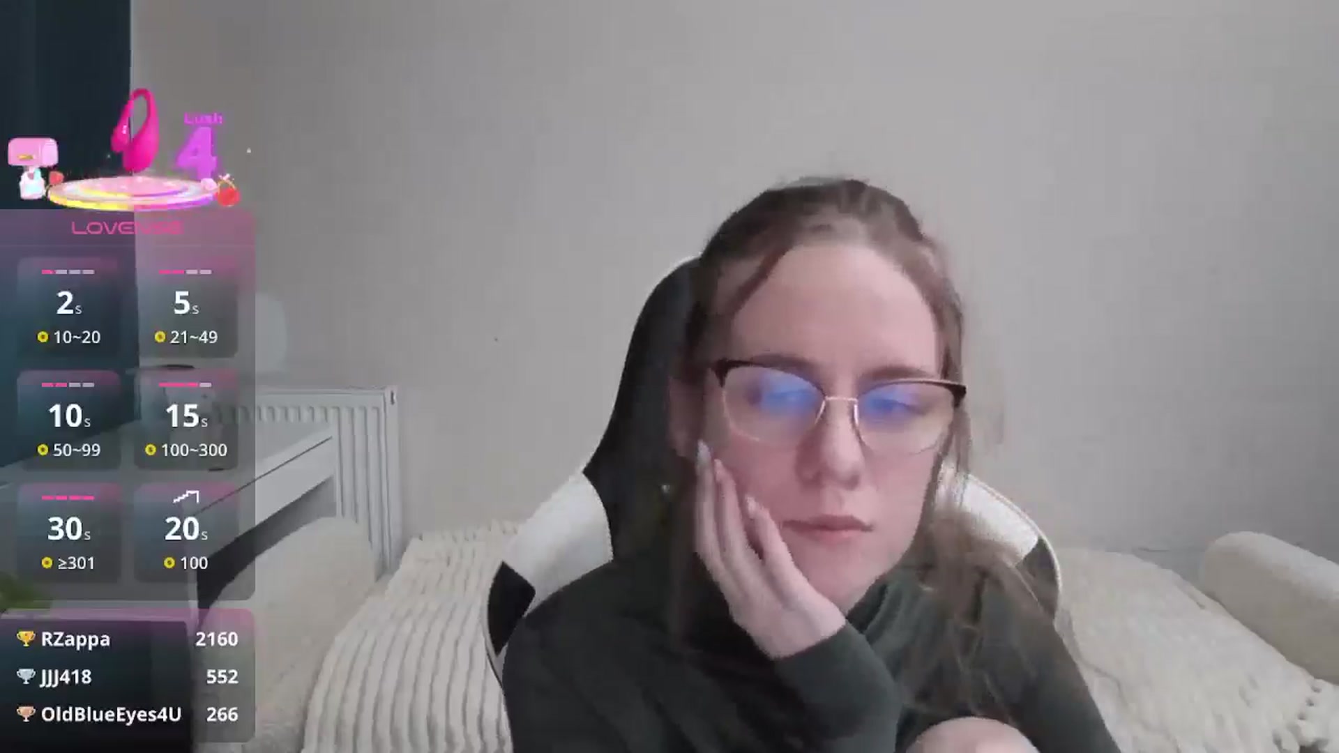 Gallery image thumbnail from BlueFlowerr's myfreecams stream on, 01/19/2026, 24:53 image 11 of 20