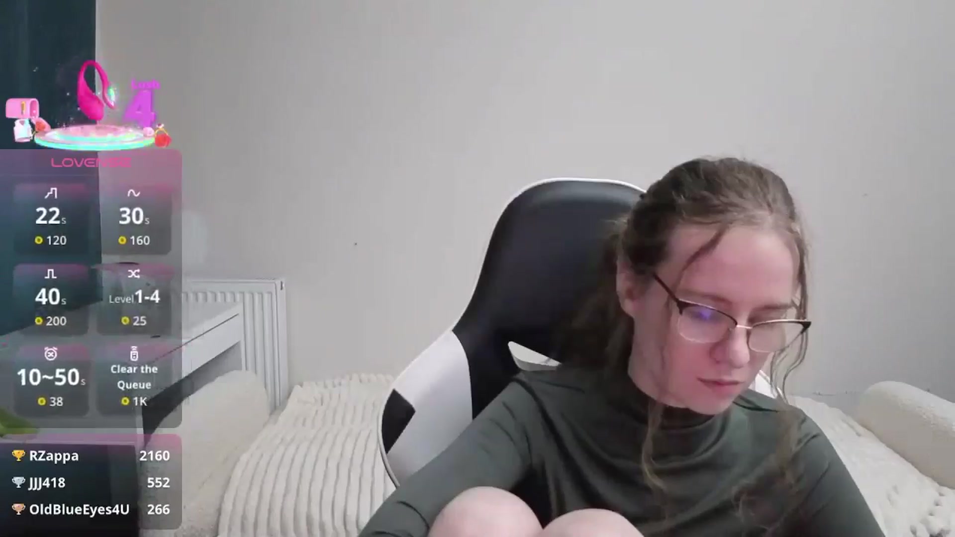 Gallery image thumbnail from BlueFlowerr's myfreecams stream on, 01/19/2026, 24:53 image 6 of 20