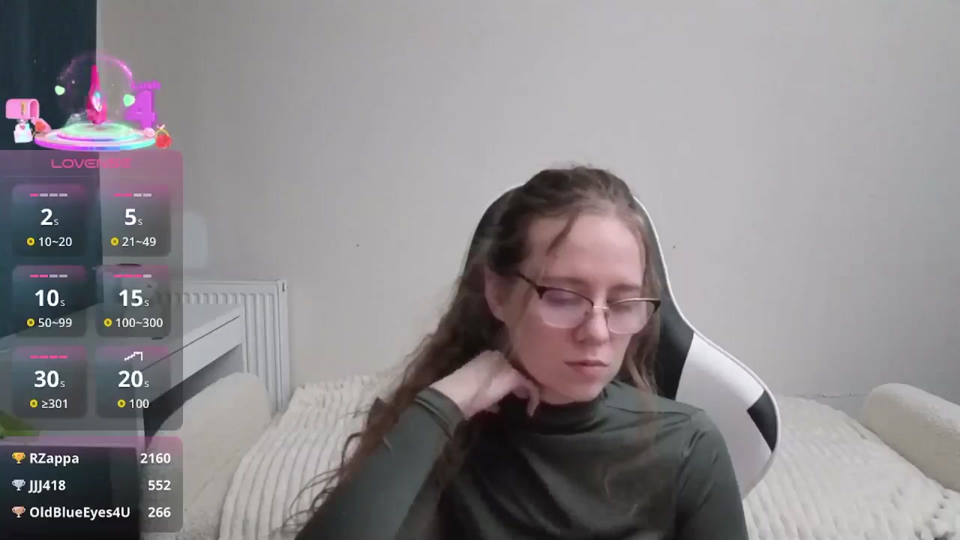 Gallery image thumbnail from BlueFlowerr's myfreecams stream on, 01/19/2026, 24:53 image 8 of 20