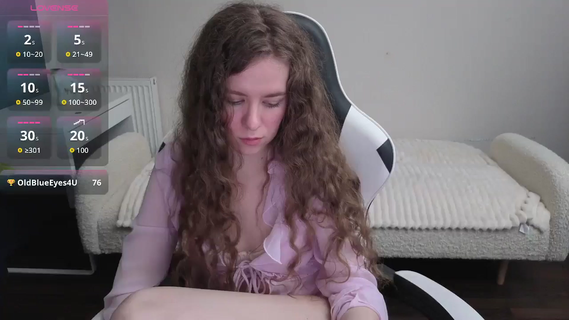 Gallery image thumbnail from BlueFlowerr's myfreecams stream on, 01/20/2026, 17:41 image 12 of 20