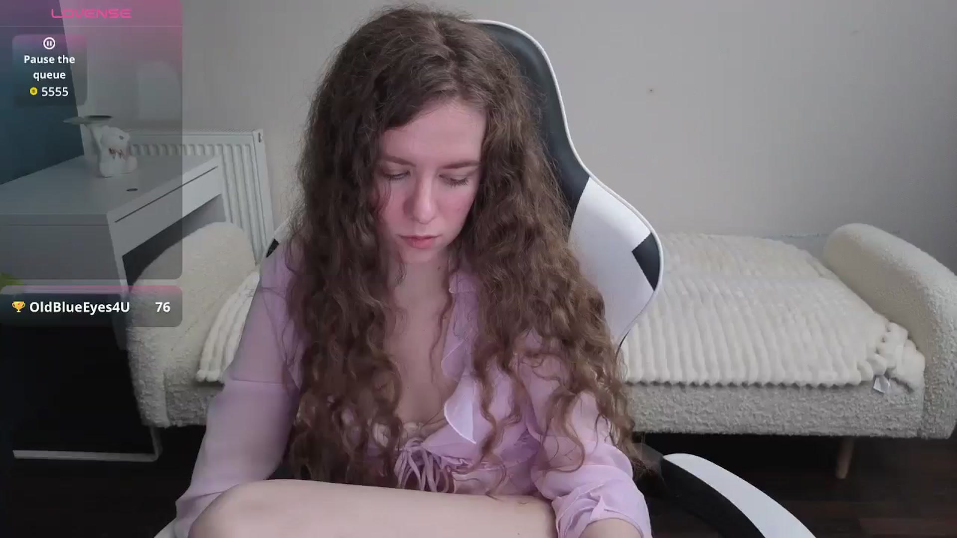 Gallery image thumbnail from BlueFlowerr's myfreecams stream on, 01/20/2026, 17:41 image 11 of 20