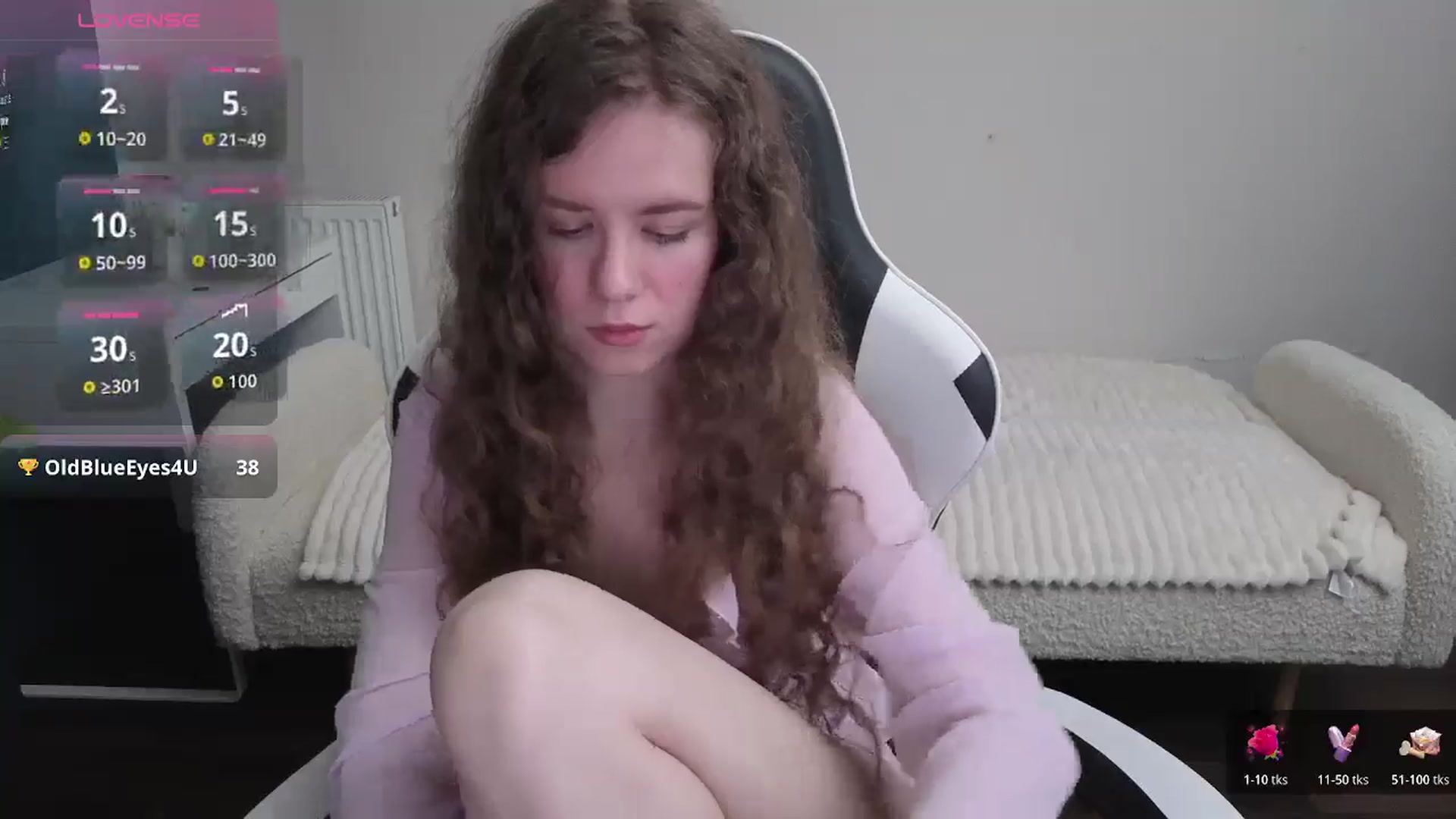 Gallery image thumbnail from BlueFlowerr's myfreecams stream on, 01/20/2026, 17:41 image 5 of 20