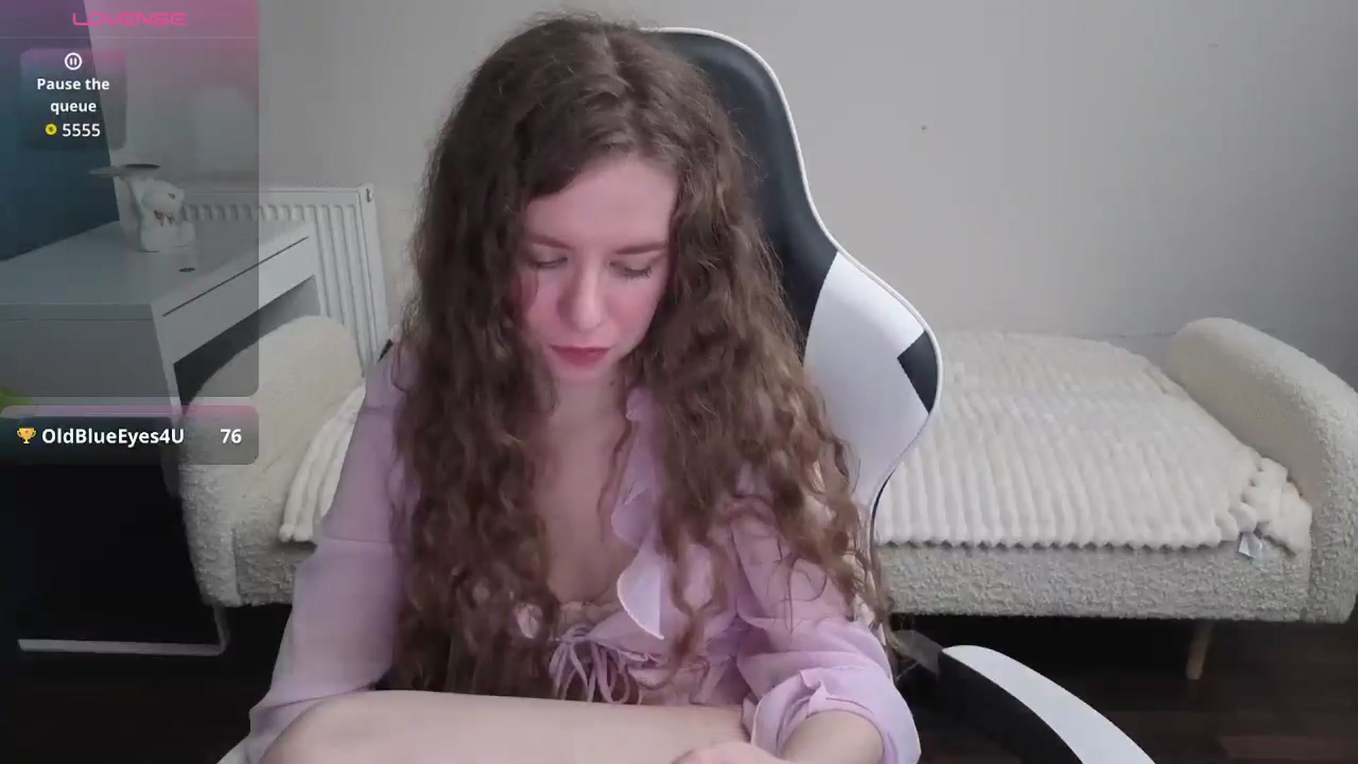 Gallery image thumbnail from BlueFlowerr's myfreecams stream on, 01/20/2026, 17:41 image 13 of 20