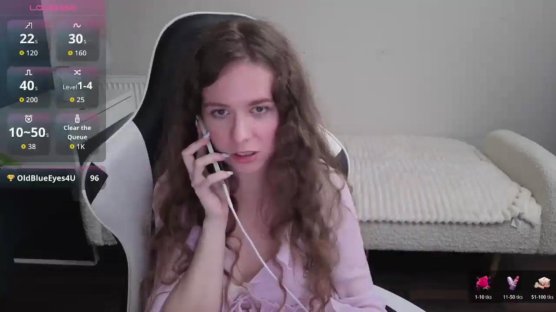 Gallery image thumbnail from BlueFlowerr's myfreecams stream on, 01/20/2026, 18:57 image 12 of 20