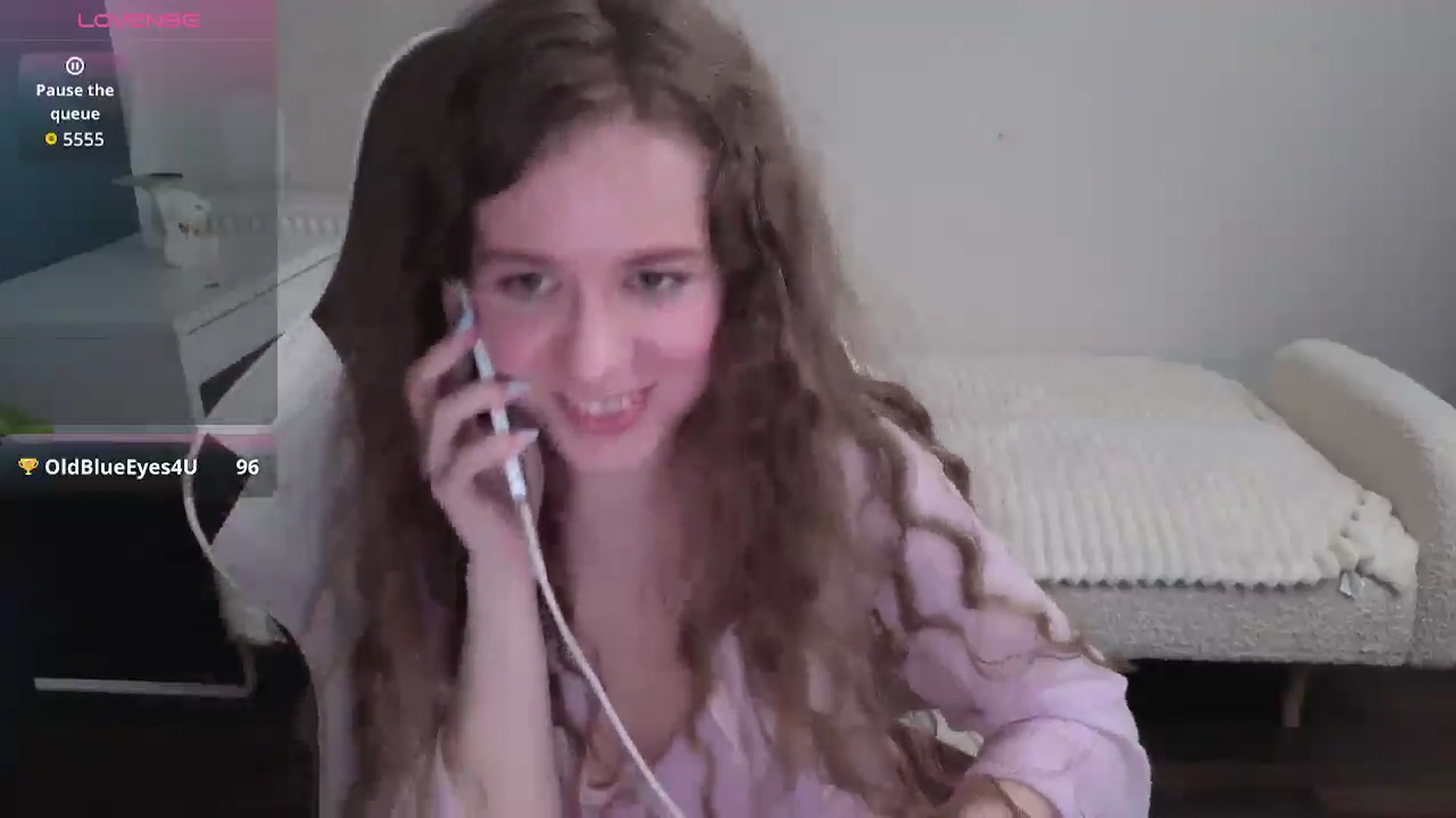 Gallery image thumbnail from BlueFlowerr's myfreecams stream on, 01/20/2026, 18:57 image 11 of 20