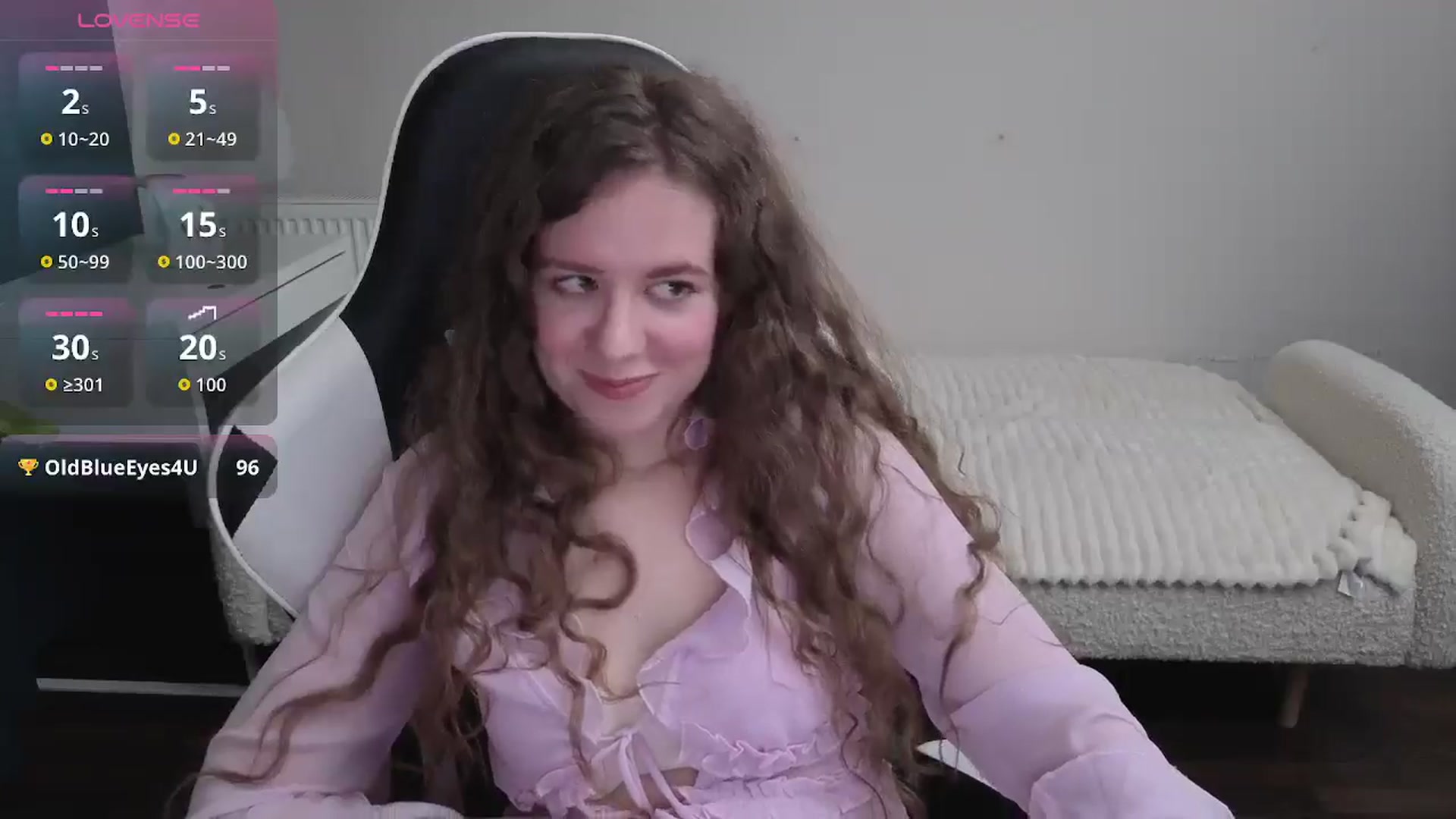 Gallery image thumbnail from BlueFlowerr's myfreecams stream on, 01/20/2026, 18:57 image 15 of 20