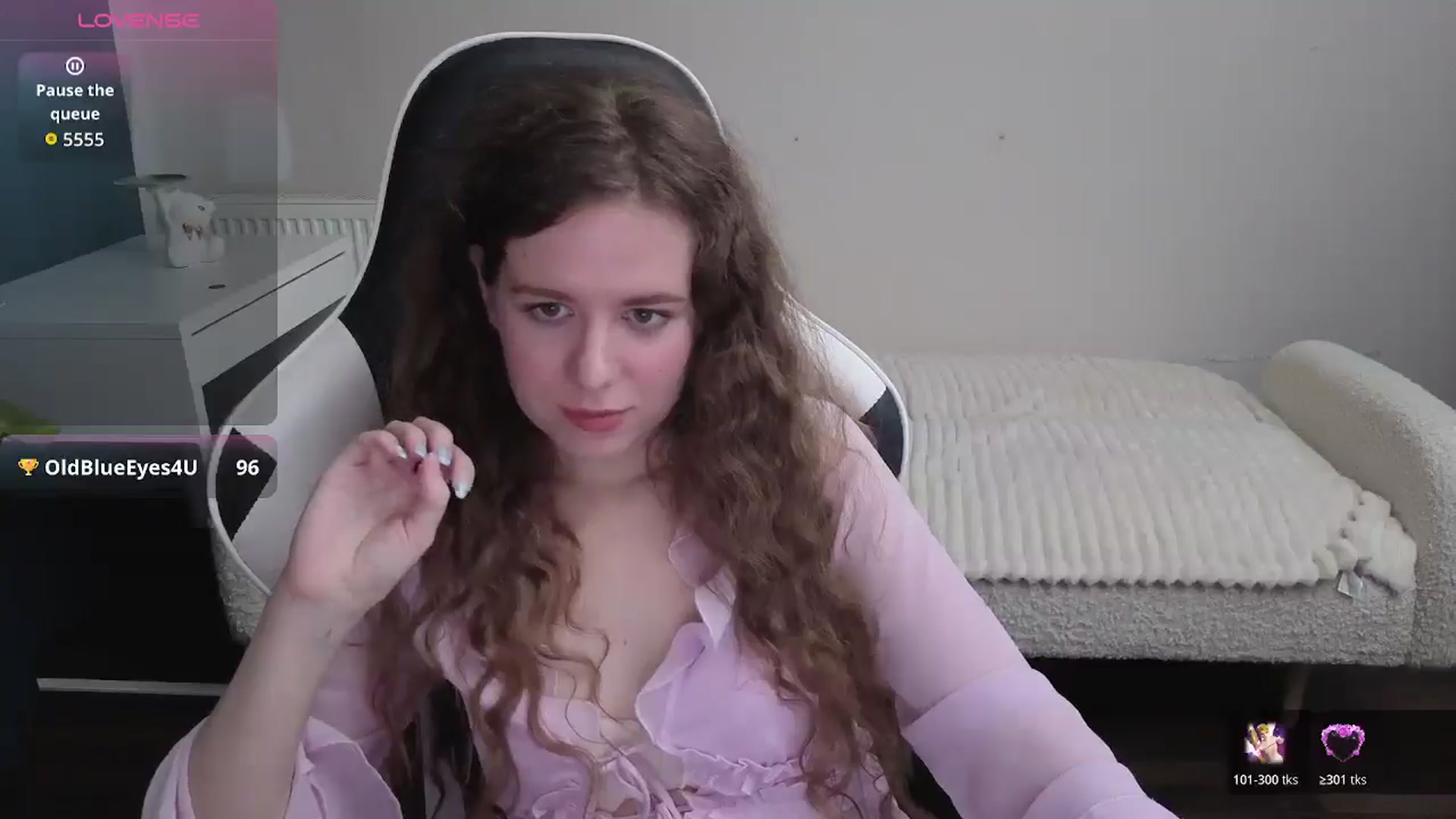 Gallery image thumbnail from BlueFlowerr's myfreecams stream on, 01/20/2026, 18:57 image 20 of 20