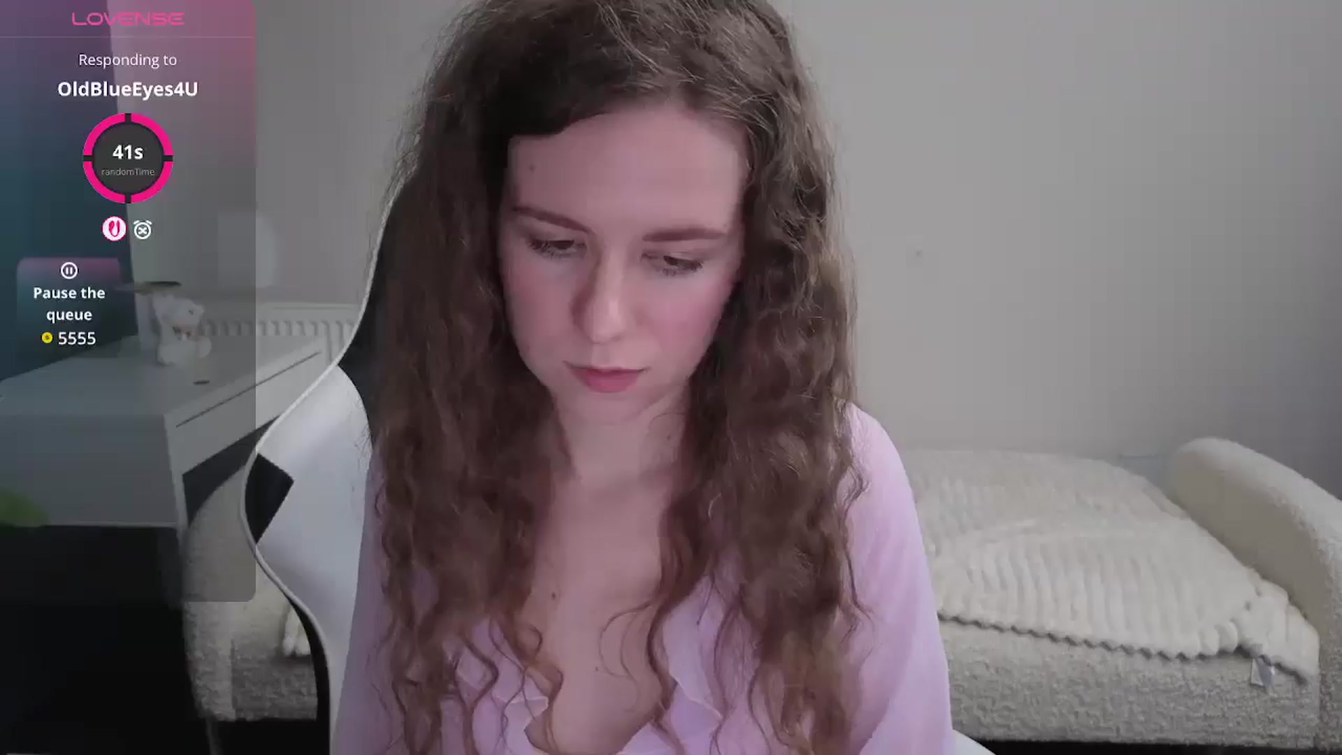 Gallery image thumbnail from BlueFlowerr's myfreecams stream on, 01/20/2026, 23:15 image 12 of 20