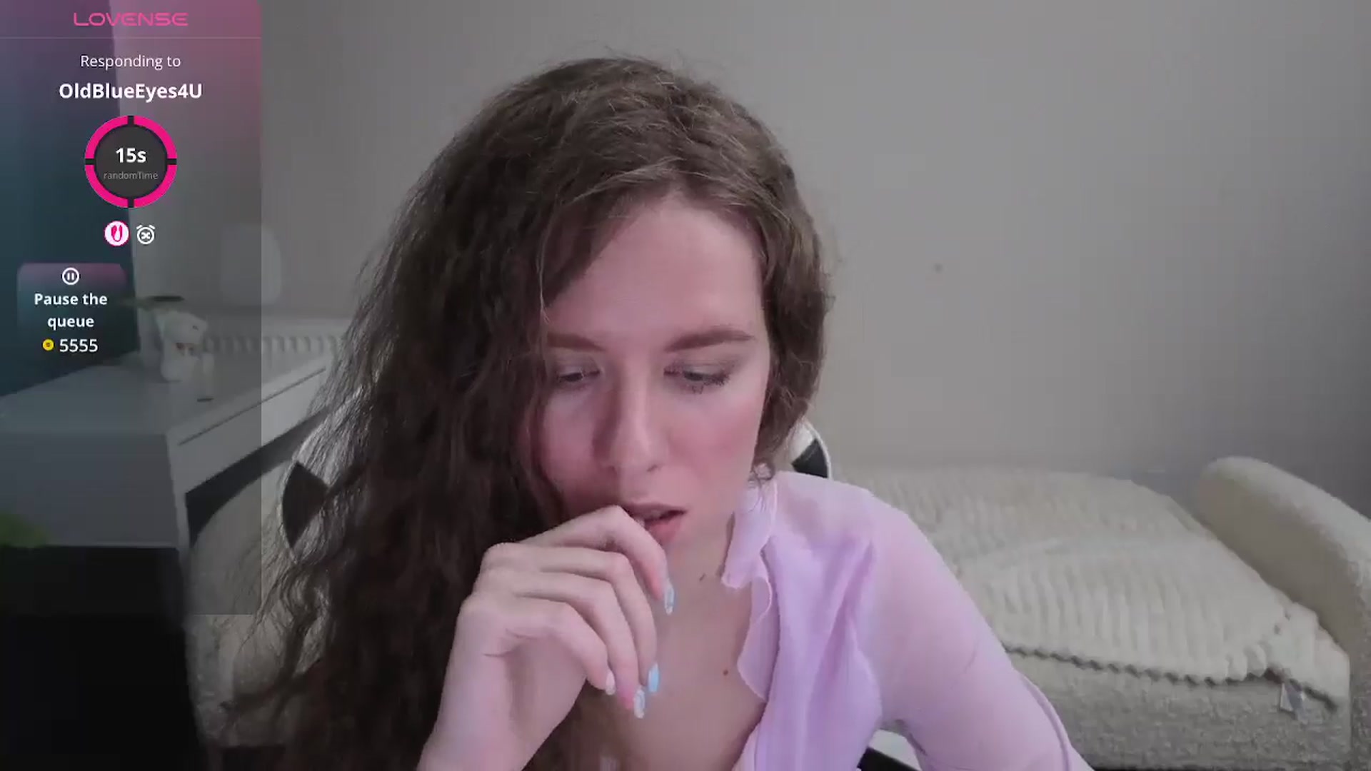 Gallery image thumbnail from BlueFlowerr's myfreecams stream on, 01/20/2026, 23:15 image 14 of 20