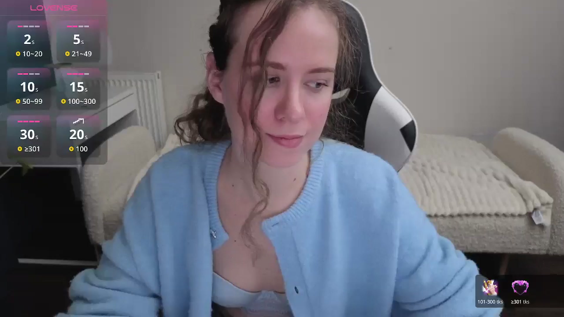 Gallery image thumbnail from BlueFlowerr's myfreecams stream on, 01/23/2026, 19:05 image 7 of 20