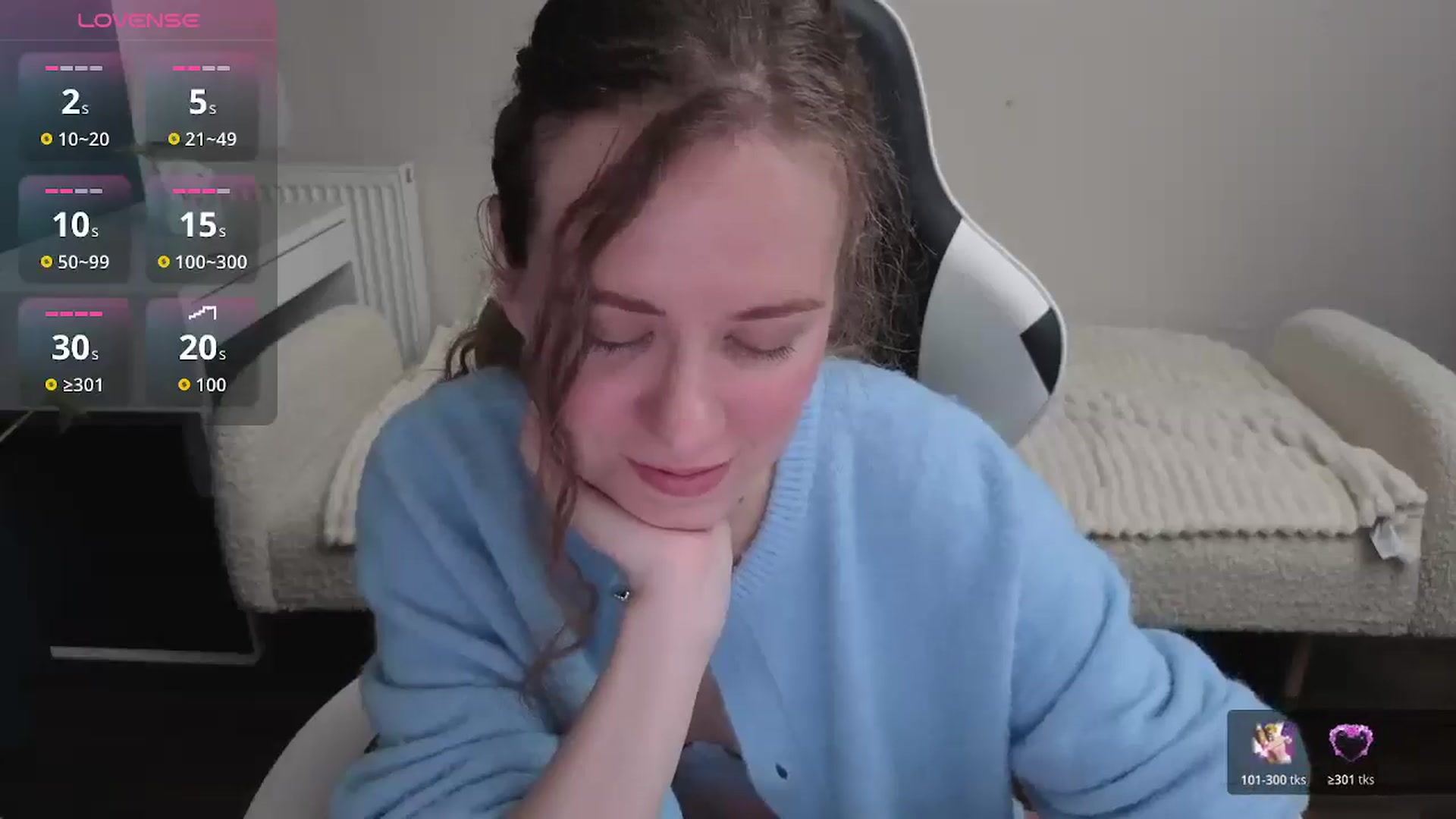 Gallery image thumbnail from BlueFlowerr's myfreecams stream on, 01/23/2026, 19:05 image 5 of 20