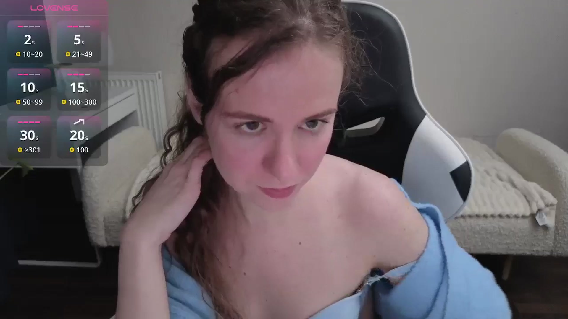 Gallery image thumbnail from BlueFlowerr's myfreecams stream on, 01/23/2026, 19:05 image 16 of 20