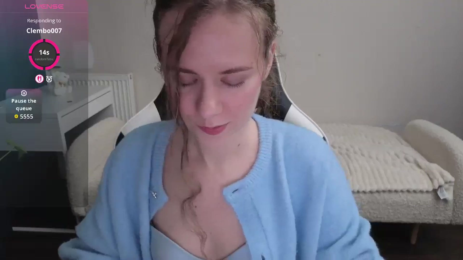 Gallery image thumbnail from BlueFlowerr's myfreecams stream on, 01/23/2026, 19:37 image 12 of 20
