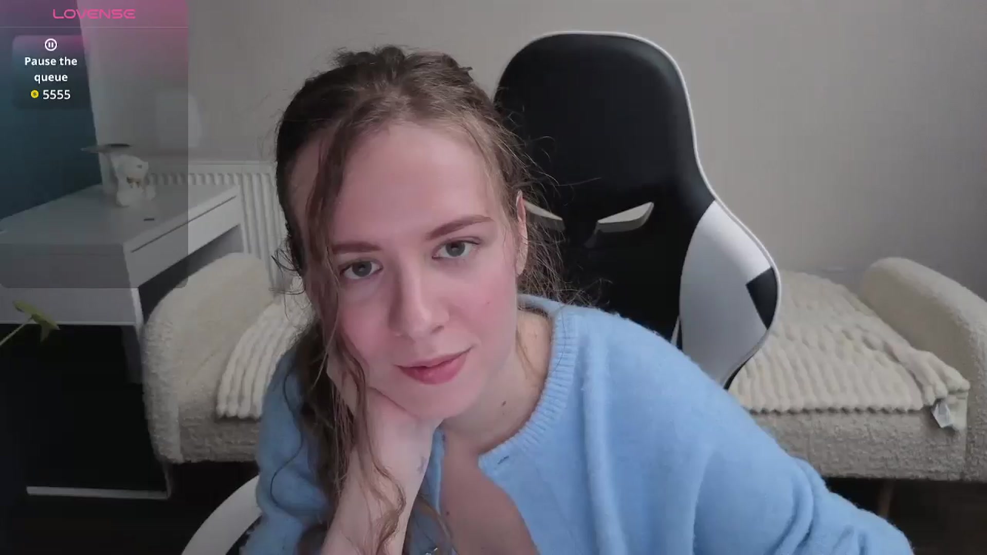 Gallery image thumbnail from BlueFlowerr's myfreecams stream on, 01/23/2026, 20:27 image 1 of 20