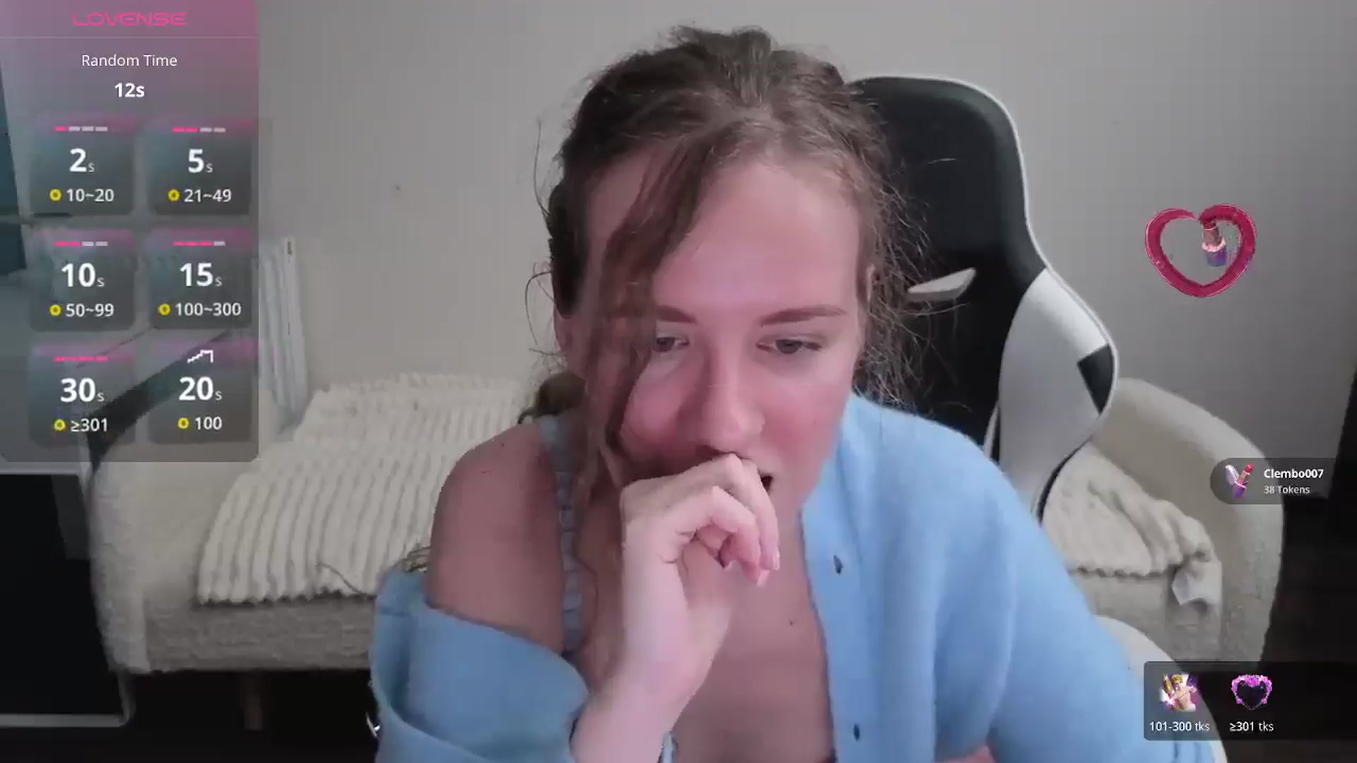 Gallery image thumbnail from BlueFlowerr's myfreecams stream on, 01/23/2026, 21:25 image 18 of 20