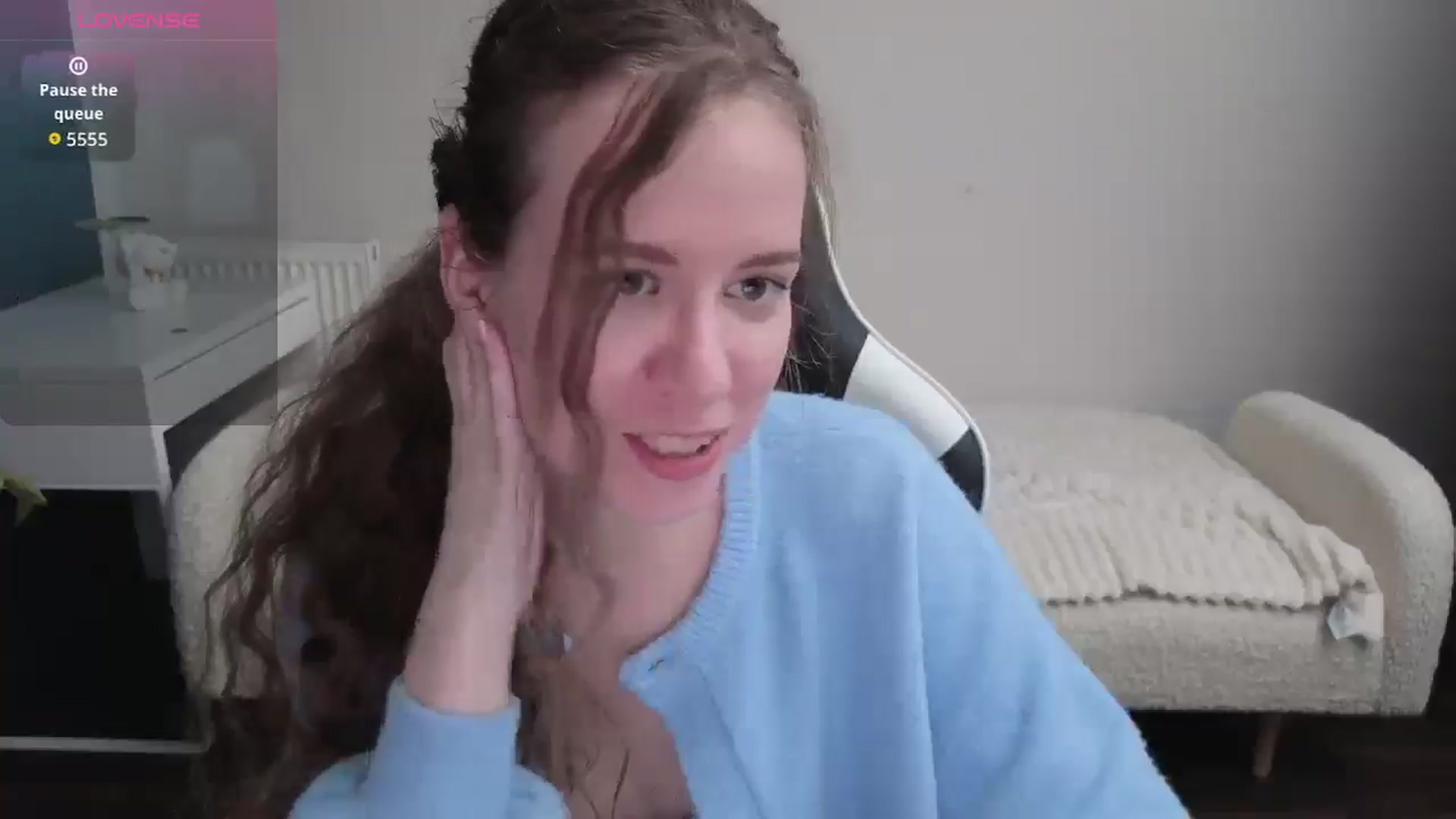 Gallery image thumbnail from BlueFlowerr's myfreecams stream on, 01/23/2026, 22:49 image 20 of 20
