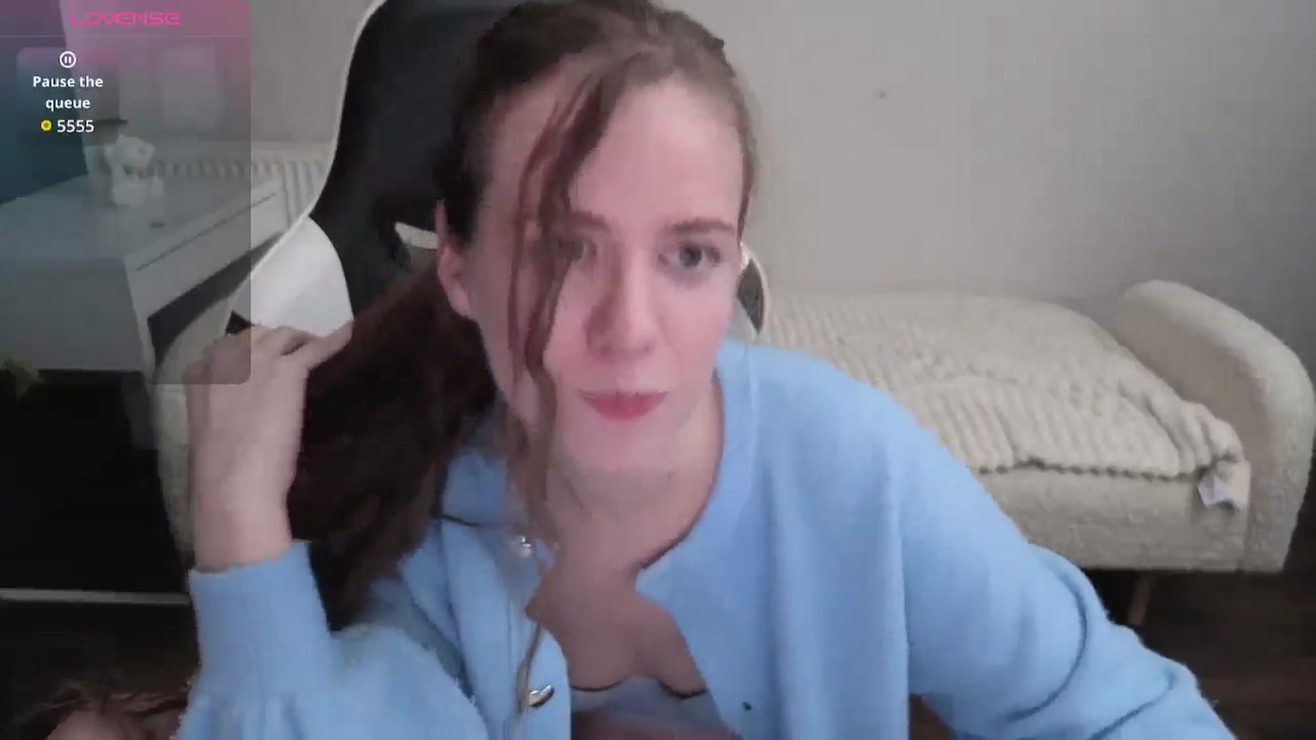 Gallery image thumbnail from BlueFlowerr's myfreecams stream on, 01/23/2026, 22:49 image 5 of 20