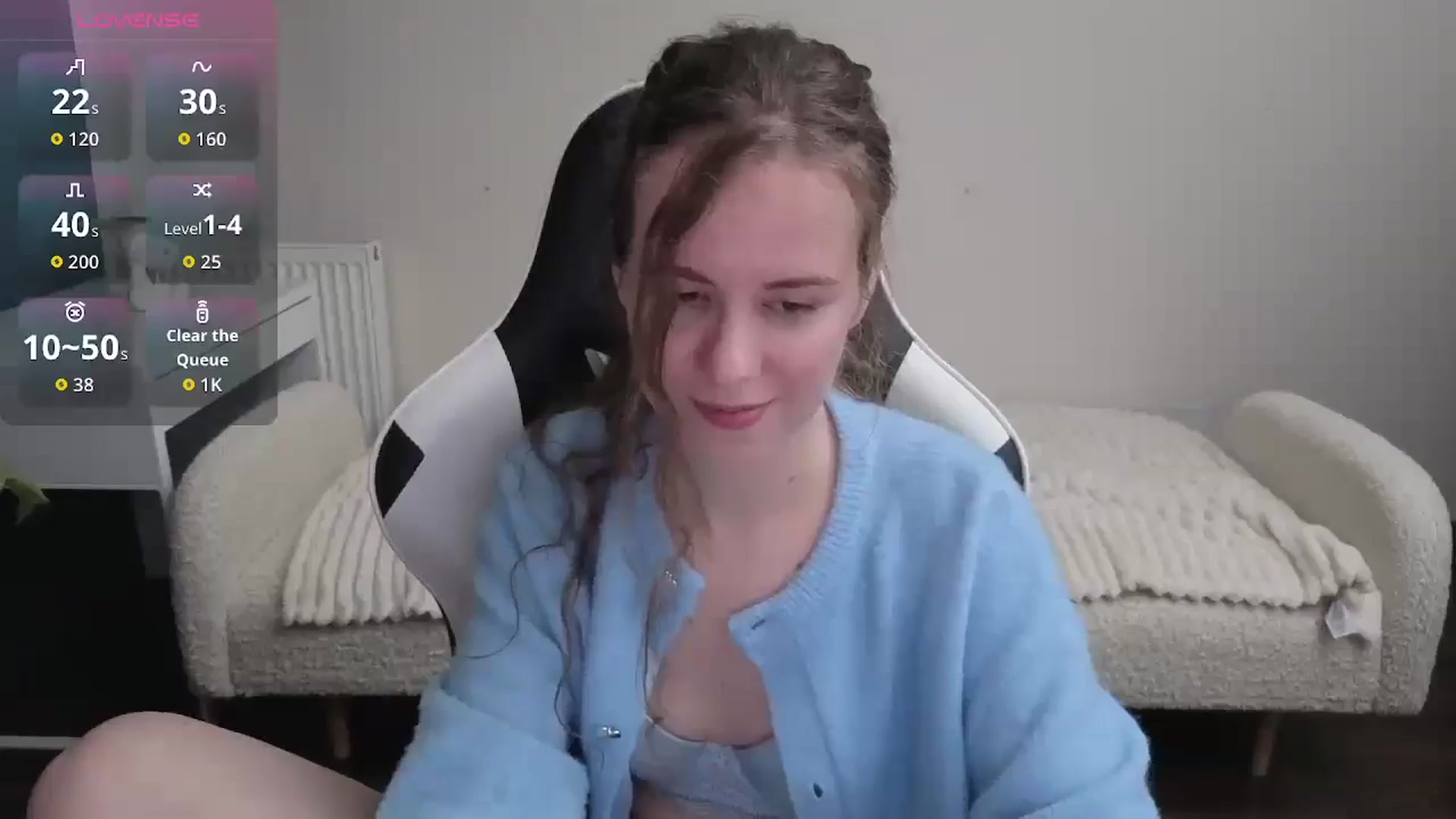 Gallery image thumbnail from BlueFlowerr's myfreecams stream on, 01/23/2026, 22:49 image 17 of 20