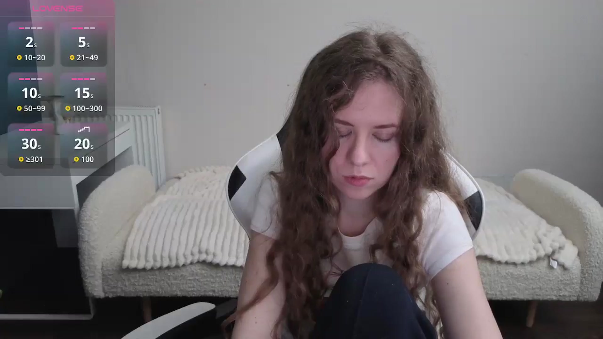 Gallery image thumbnail from BlueFlowerr's myfreecams stream on, 01/24/2026, 23:22 image 14 of 20