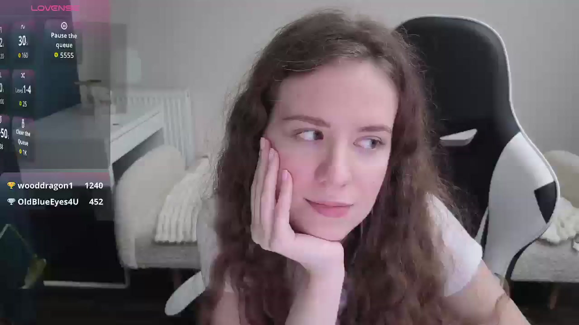 Gallery image thumbnail from BlueFlowerr's myfreecams stream on, 01/25/2026, 01:31 image 1 of 20