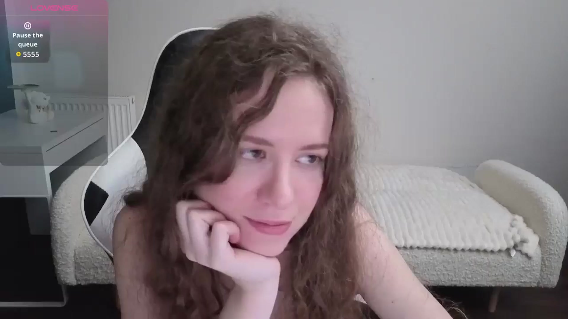 Gallery image thumbnail from BlueFlowerr's myfreecams stream on, 01/25/2026, 19:45 image 2 of 20