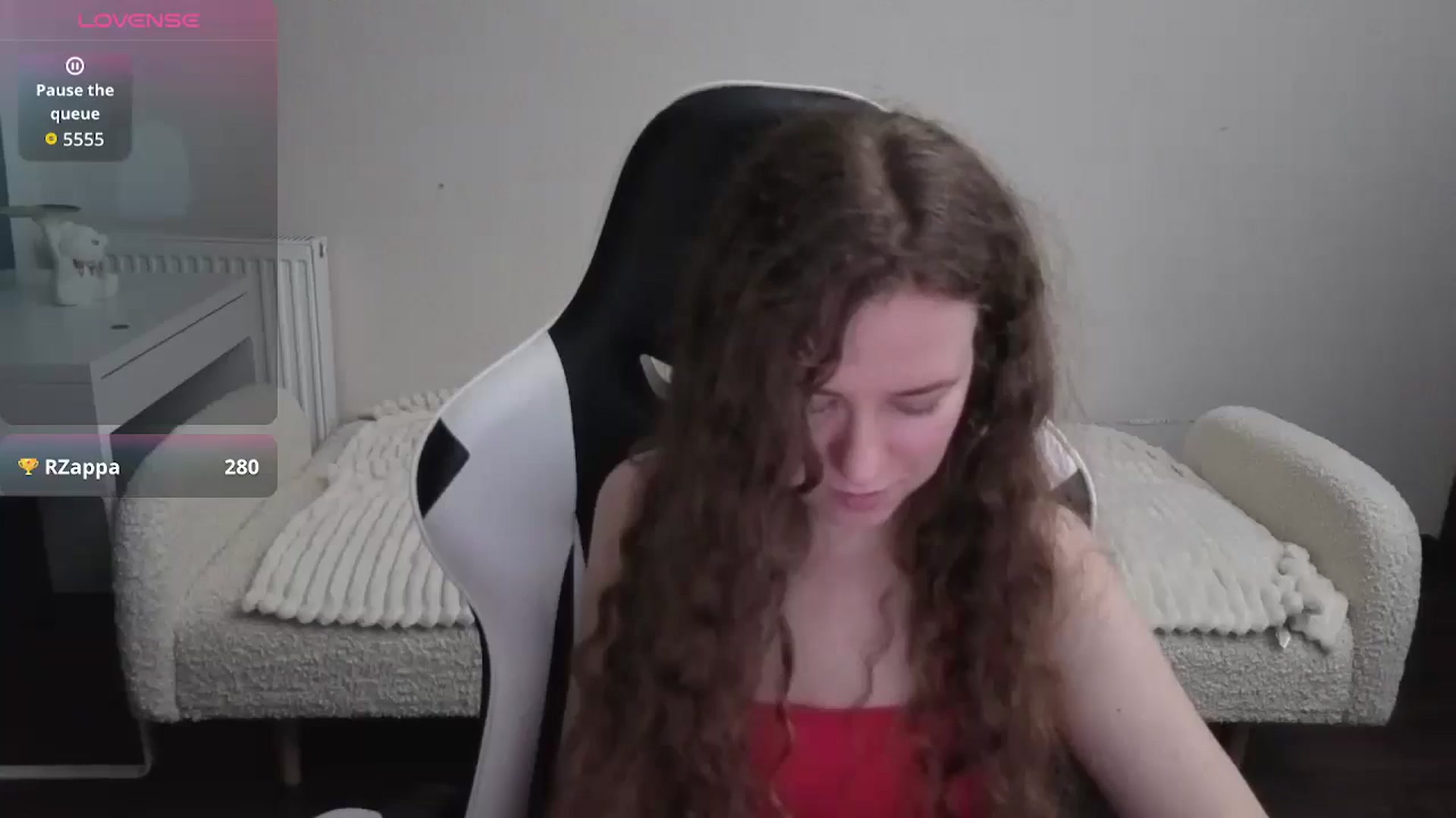 Gallery image thumbnail from BlueFlowerr's myfreecams stream on, 01/25/2026, 20:26 image 19 of 20