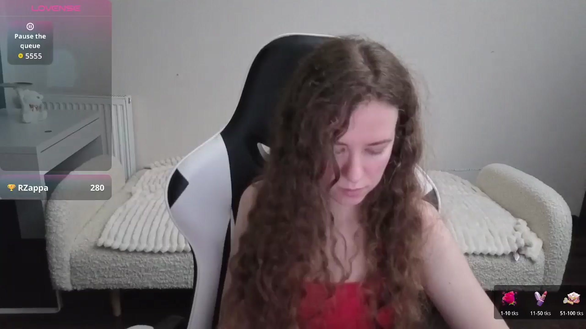 Gallery image thumbnail from BlueFlowerr's myfreecams stream on, 01/25/2026, 20:26 image 18 of 20