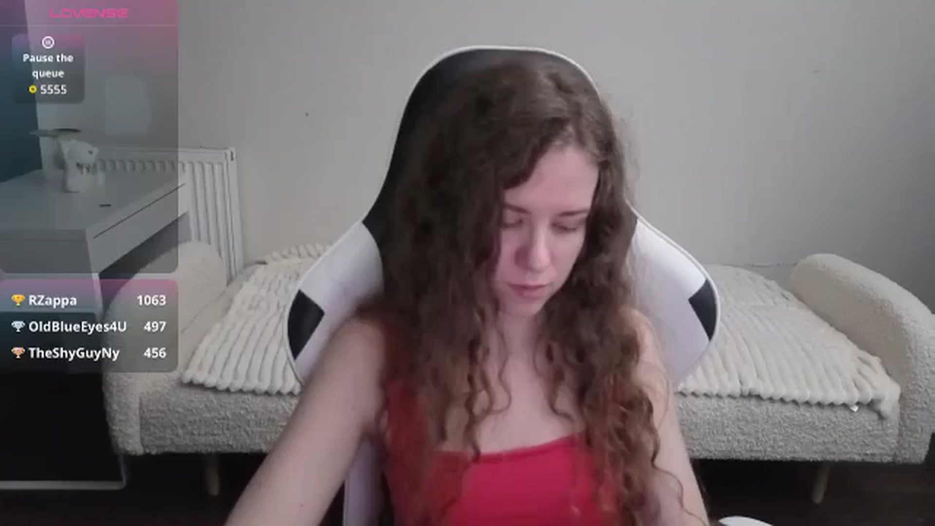 Gallery image thumbnail from BlueFlowerr's myfreecams stream on, 01/26/2026, 24:41 image 6 of 20