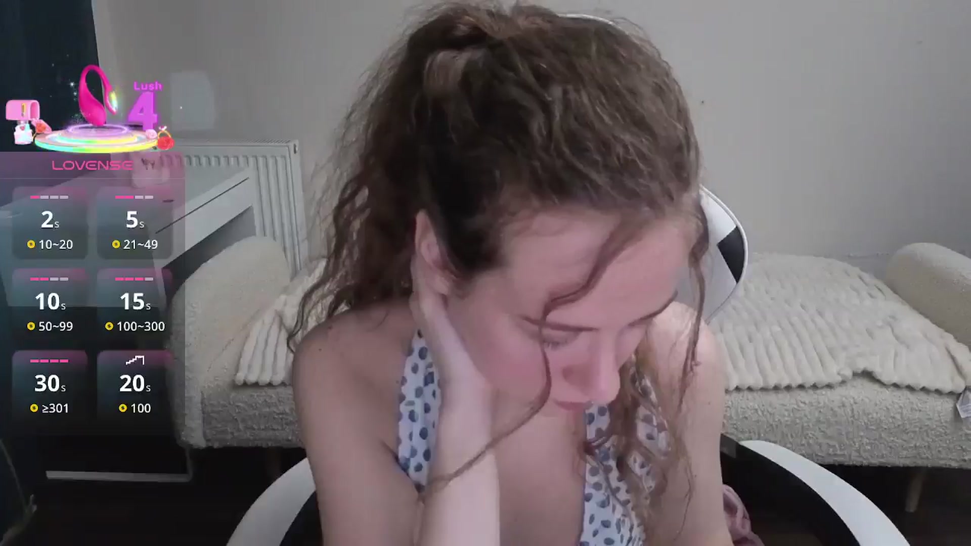 Gallery image thumbnail from BlueFlowerr's myfreecams stream on, 01/27/2026, 20:13 image 17 of 20