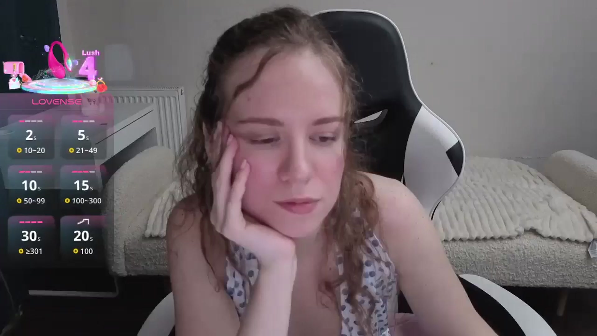 Gallery image thumbnail from BlueFlowerr's myfreecams stream on, 01/27/2026, 20:13 image 20 of 20