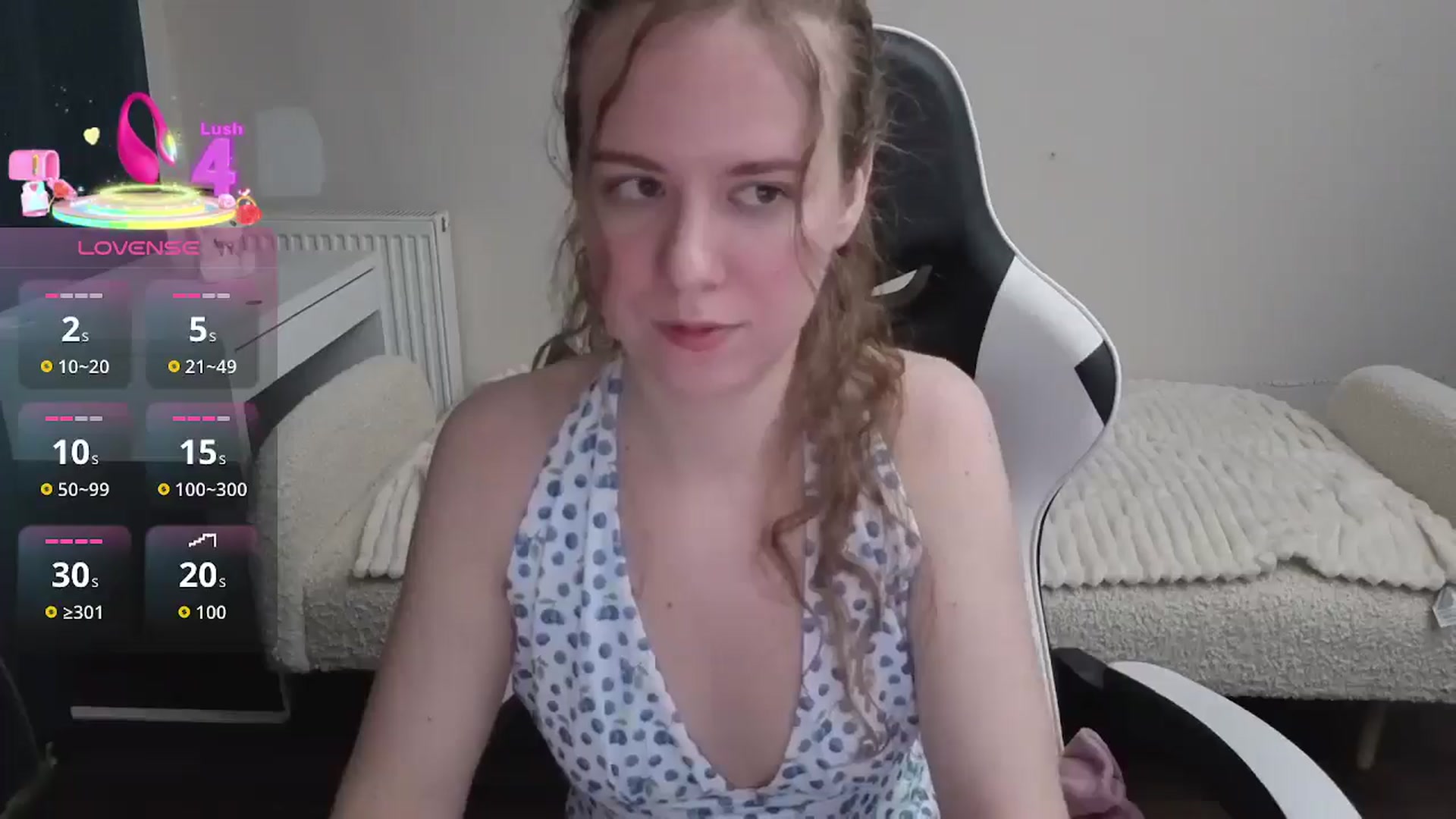 Gallery image thumbnail from BlueFlowerr's myfreecams stream on, 01/27/2026, 20:13 image 18 of 20
