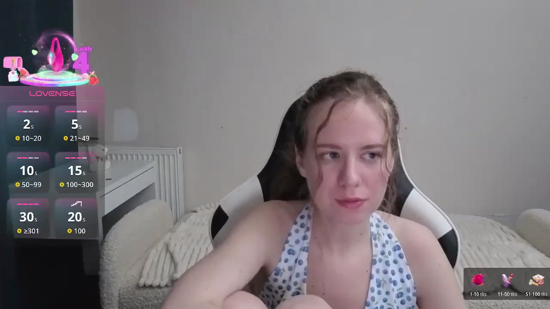 Gallery image thumbnail from BlueFlowerr's myfreecams stream on, 01/27/2026, 21:45 image 18 of 20