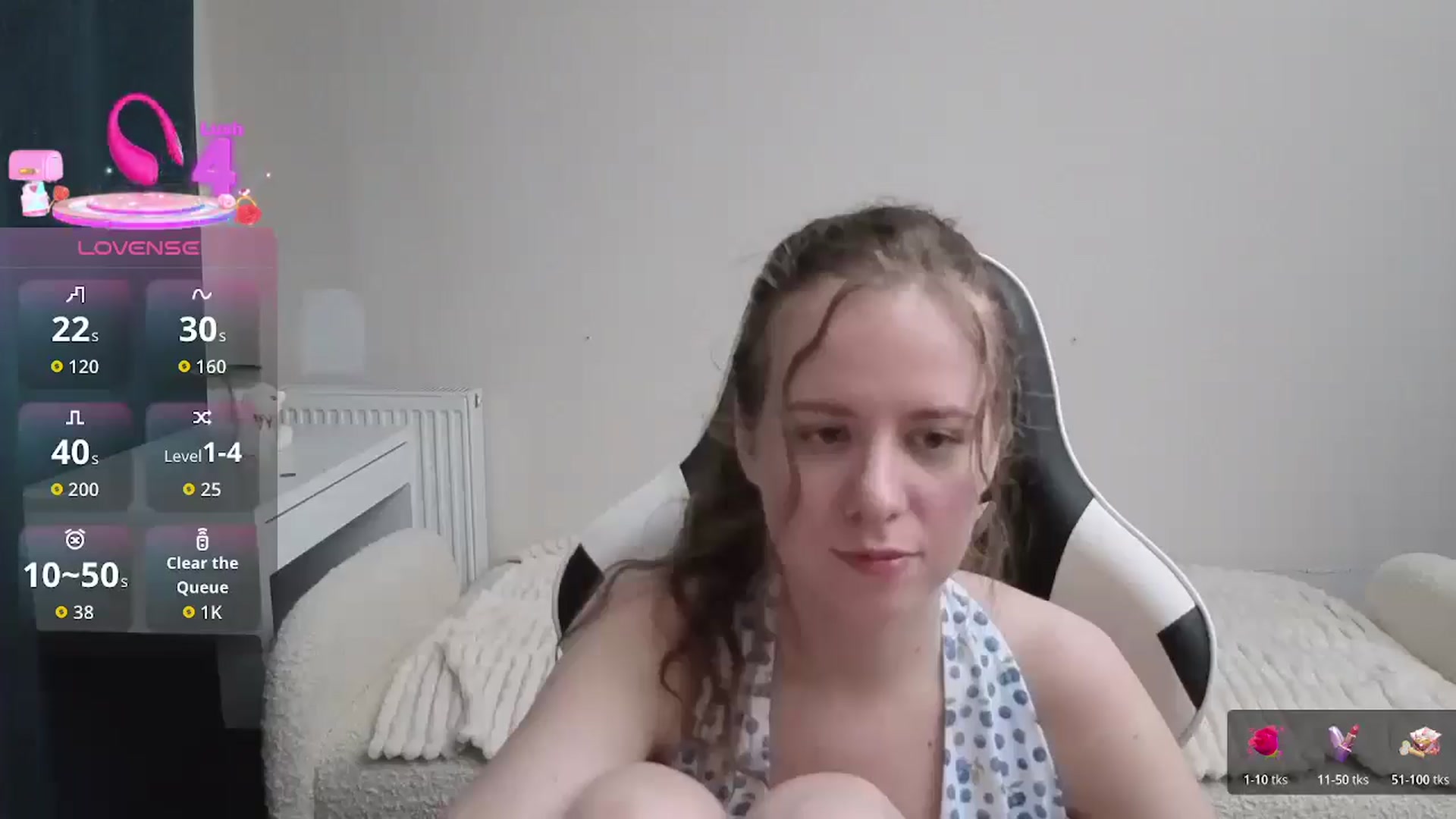 Gallery image thumbnail from BlueFlowerr's myfreecams stream on, 01/27/2026, 21:45 image 15 of 20