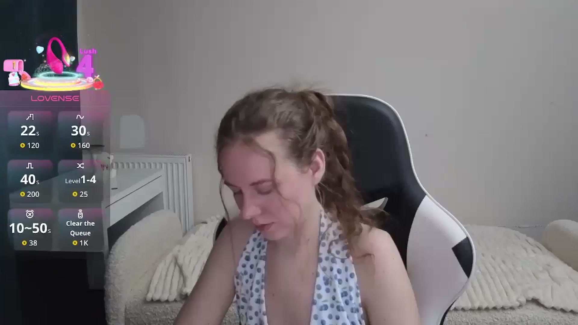 Gallery image thumbnail from BlueFlowerr's myfreecams stream on, 01/27/2026, 21:45 image 11 of 20
