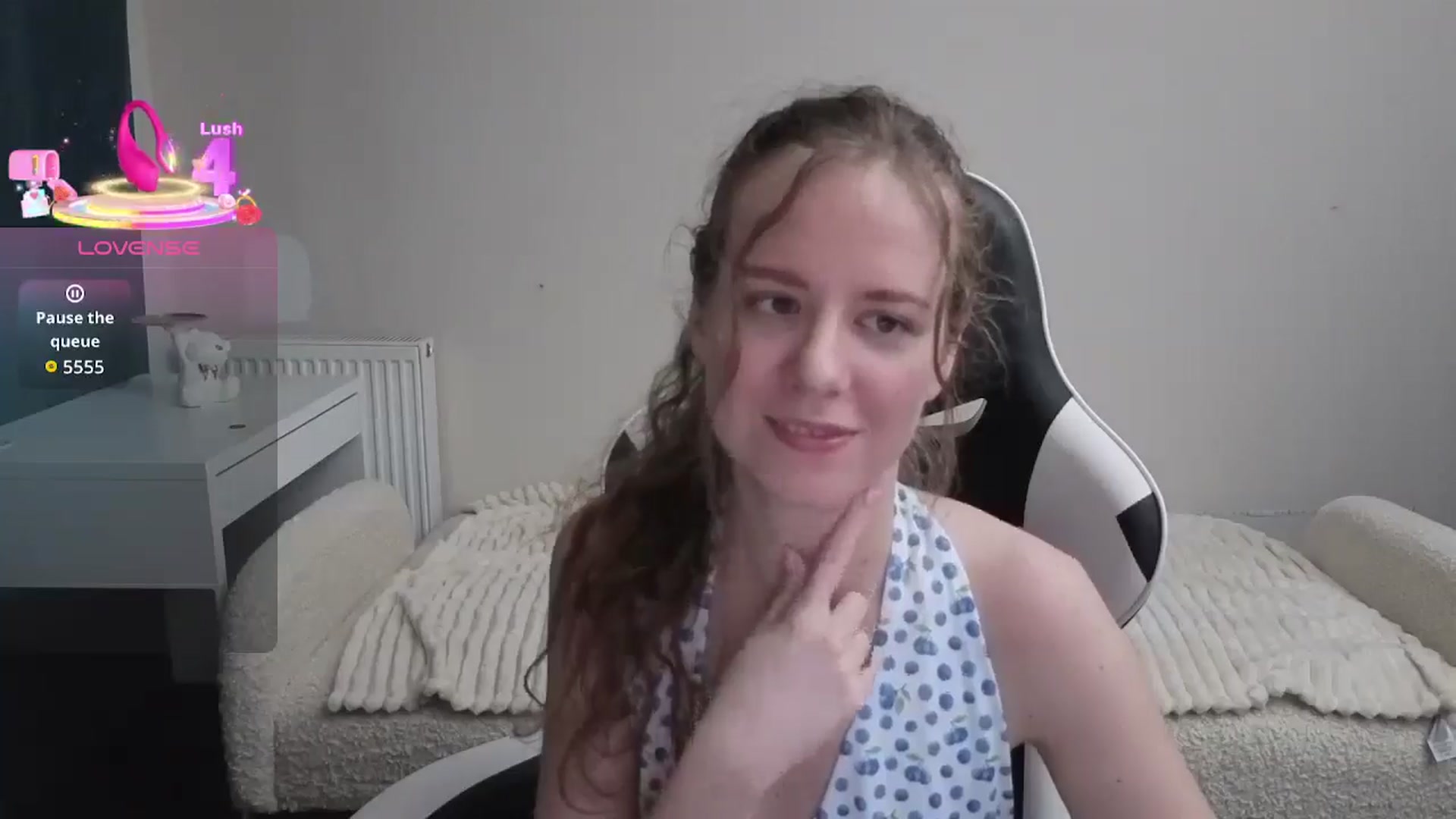 Gallery image thumbnail from BlueFlowerr's myfreecams stream on, 01/27/2026, 23:56 image 9 of 20