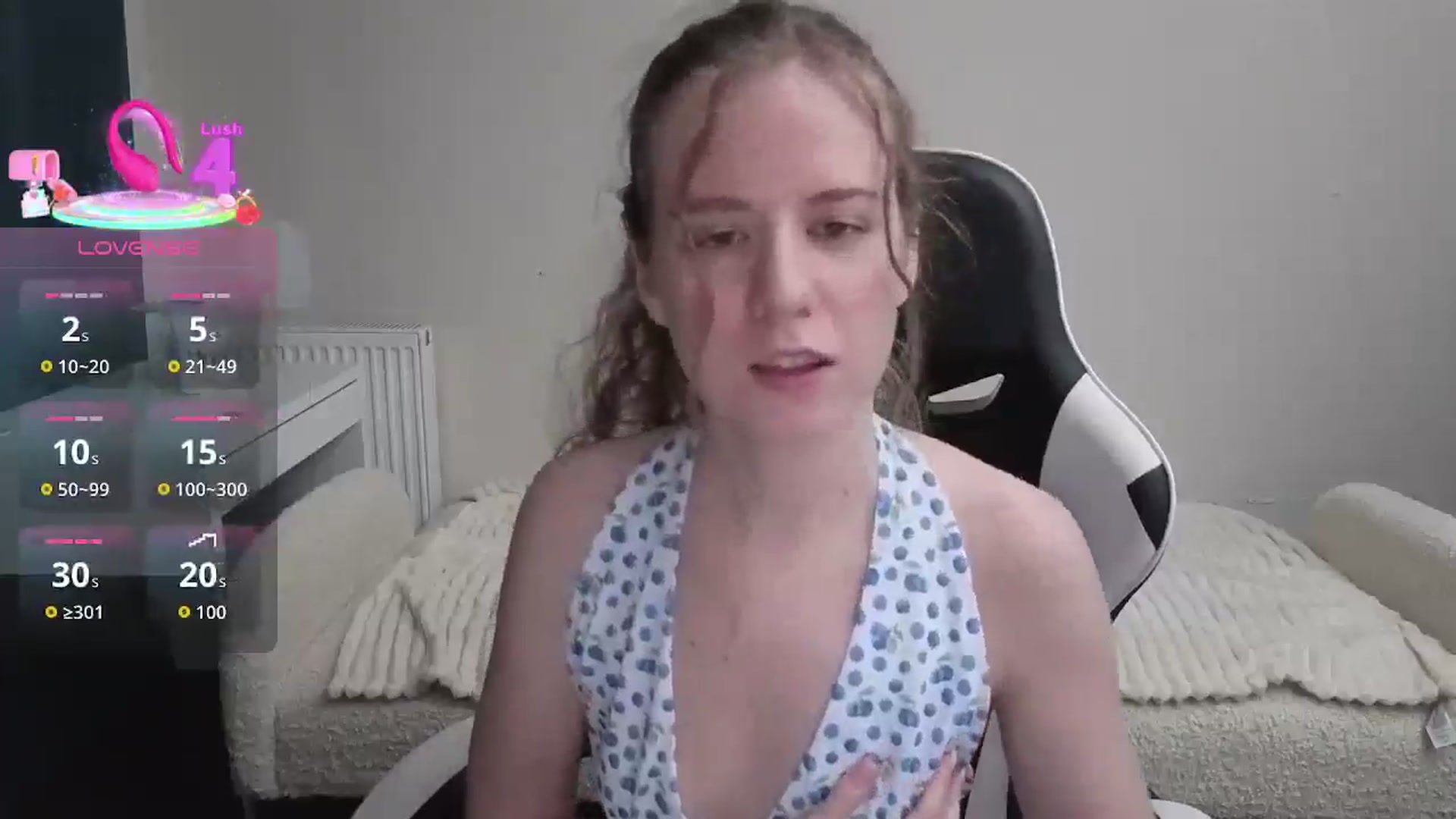 Gallery image thumbnail from BlueFlowerr's myfreecams stream on, 01/27/2026, 23:56 image 4 of 20