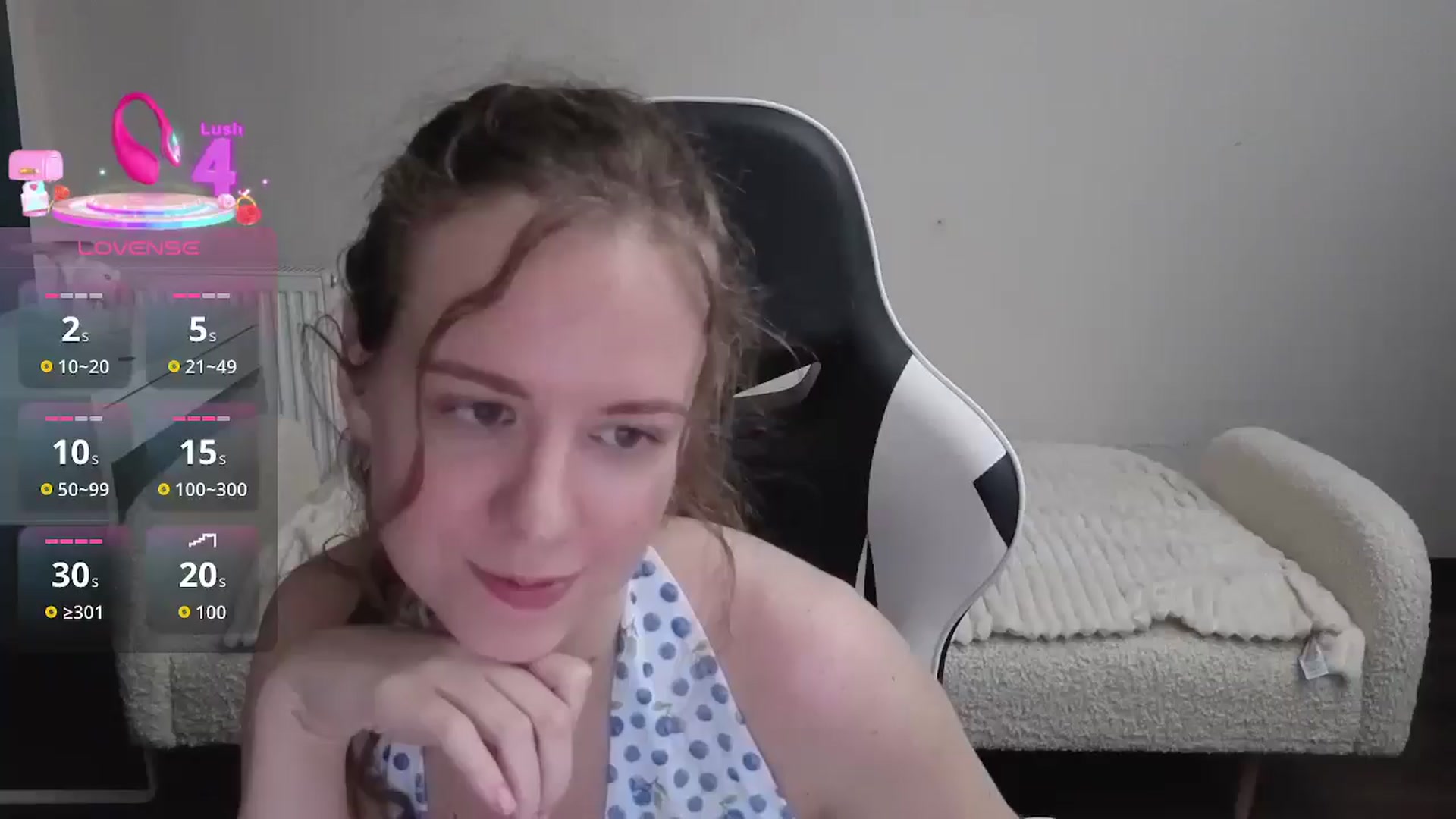 Gallery image thumbnail from BlueFlowerr's myfreecams stream on, 01/28/2026, 01:48 image 8 of 20