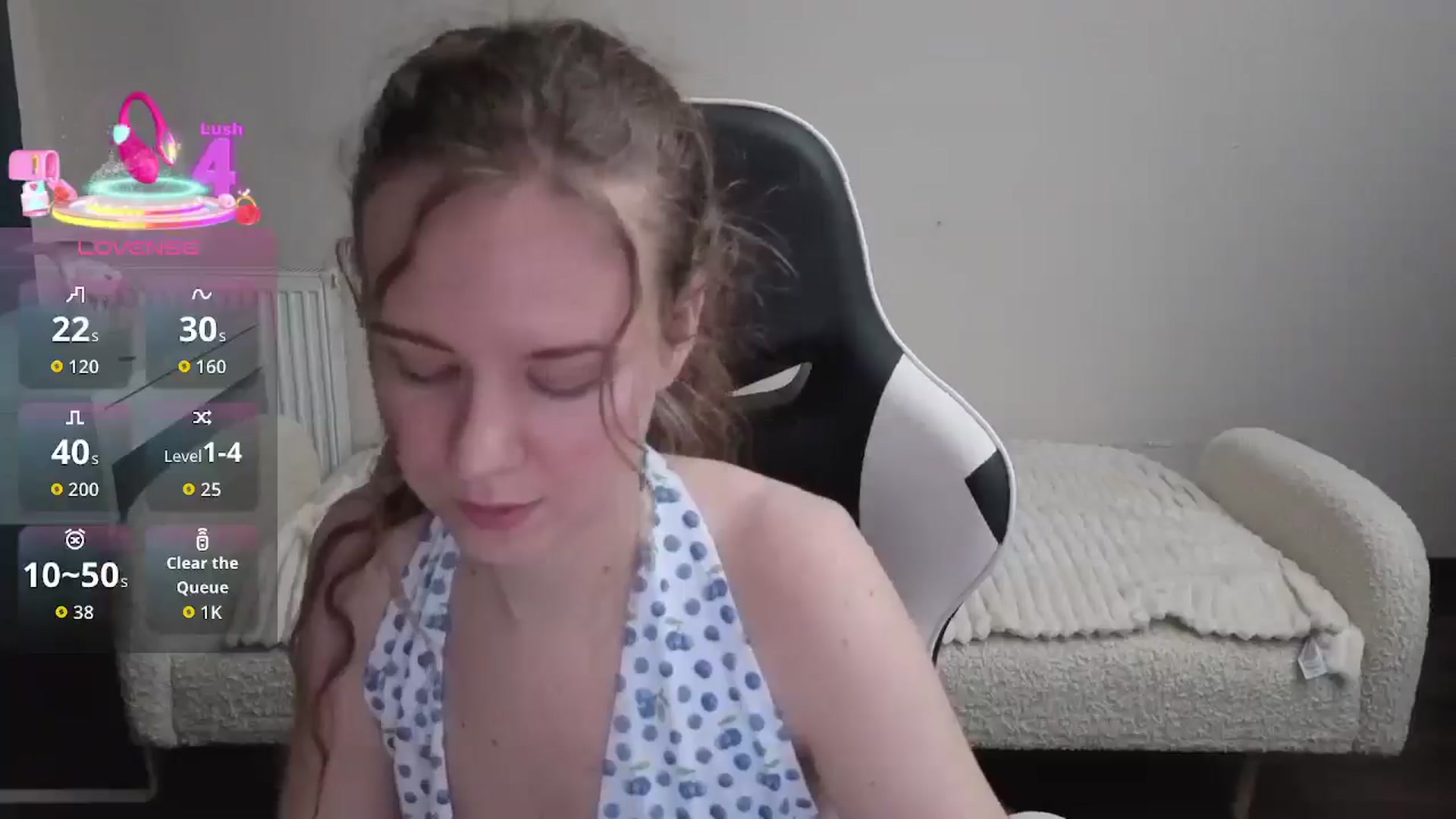 Gallery image thumbnail from BlueFlowerr's myfreecams stream on, 01/28/2026, 01:48 image 5 of 20