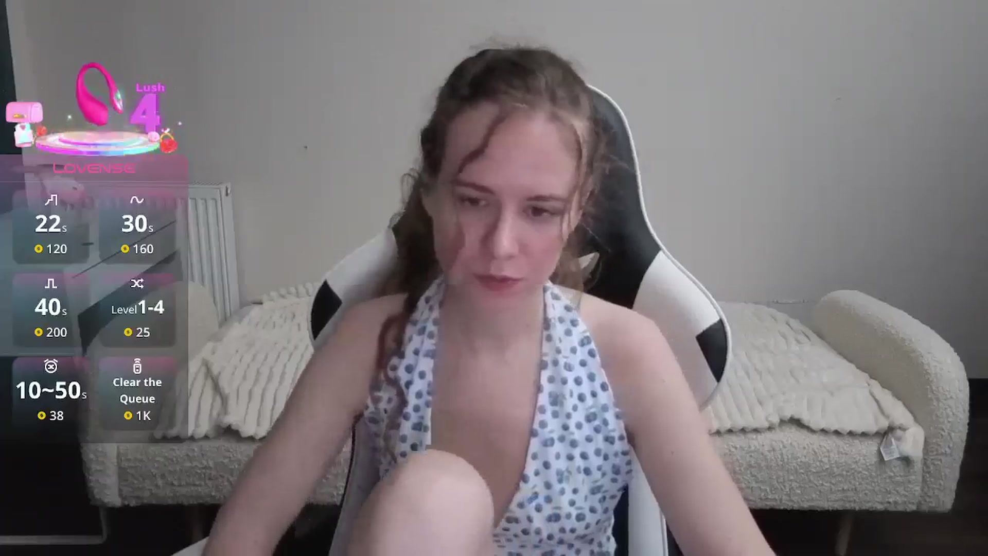Gallery image thumbnail from BlueFlowerr's myfreecams stream on, 01/28/2026, 01:48 image 12 of 20