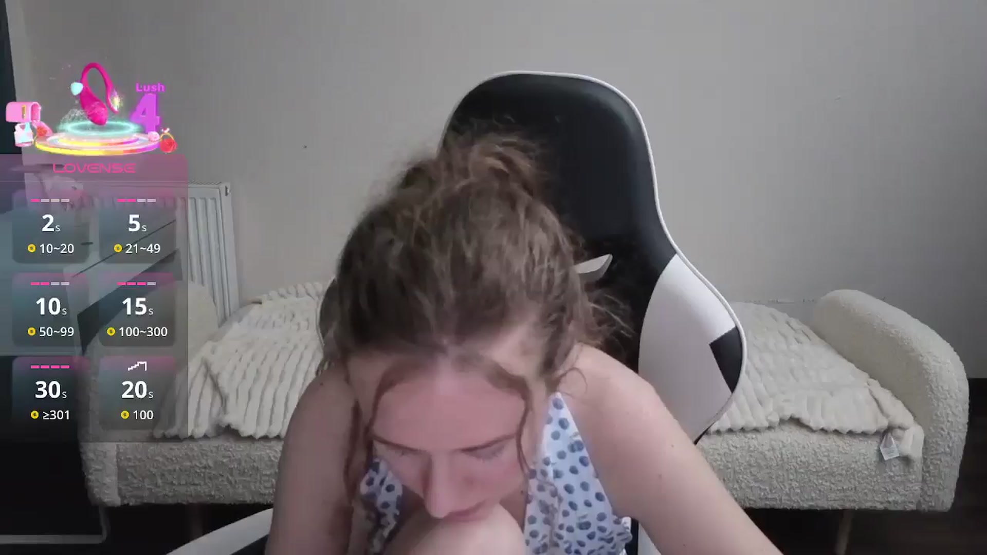 Gallery image thumbnail from BlueFlowerr's myfreecams stream on, 01/28/2026, 01:48 image 15 of 20