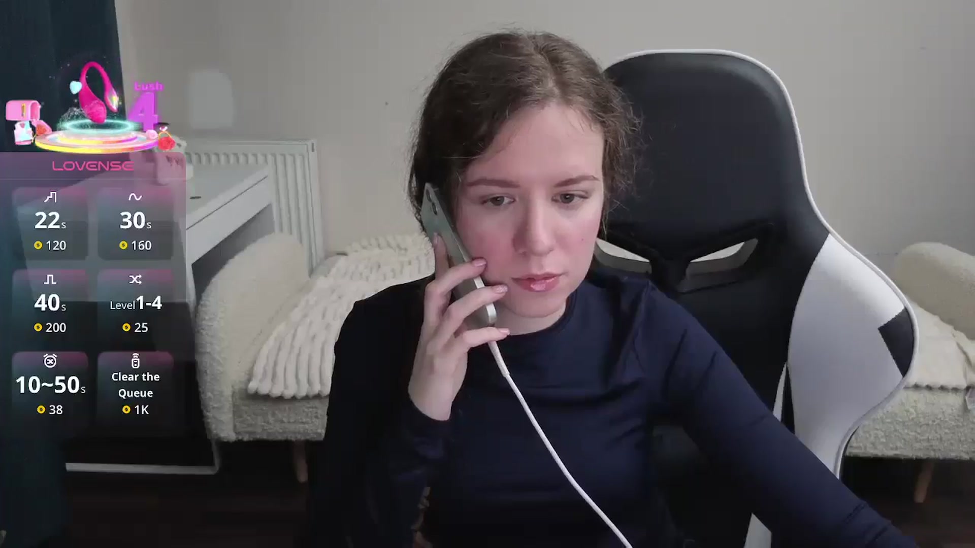 Gallery image thumbnail from BlueFlowerr's myfreecams stream on, 01/28/2026, 17:57 image 7 of 20