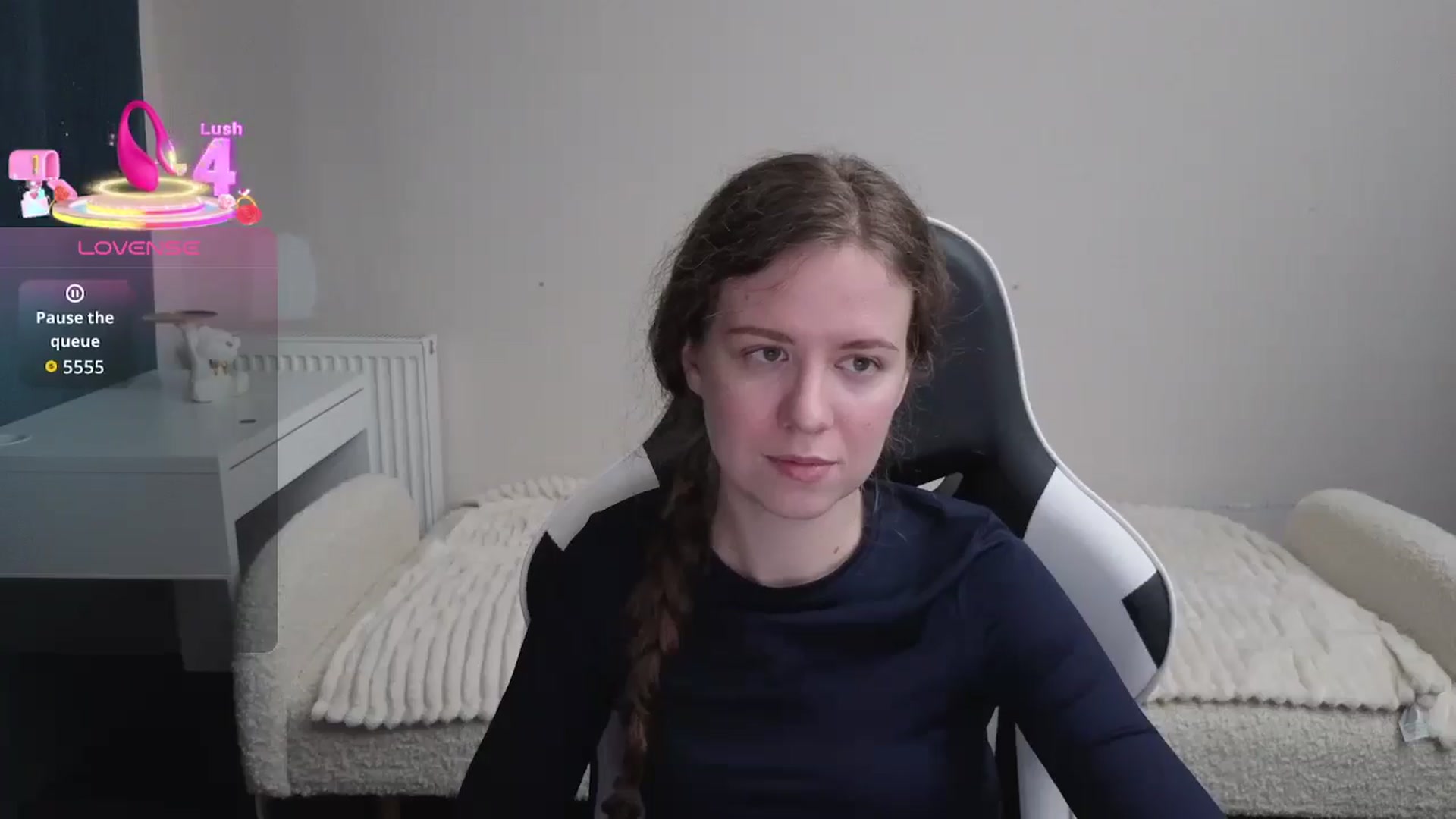 Gallery image thumbnail from BlueFlowerr's myfreecams stream on, 01/28/2026, 20:53 image 9 of 20