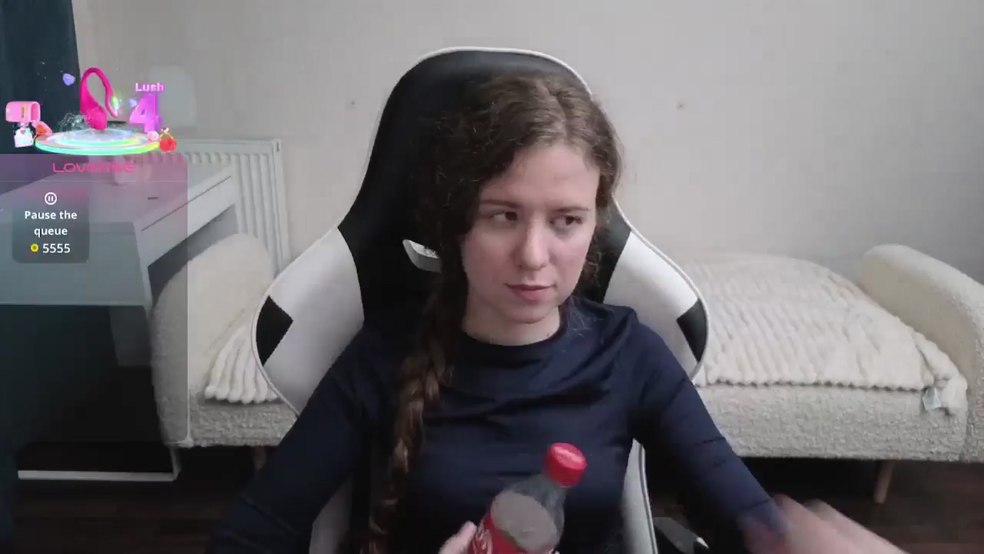 Gallery image thumbnail from BlueFlowerr's myfreecams stream on, 01/28/2026, 20:53 image 17 of 20