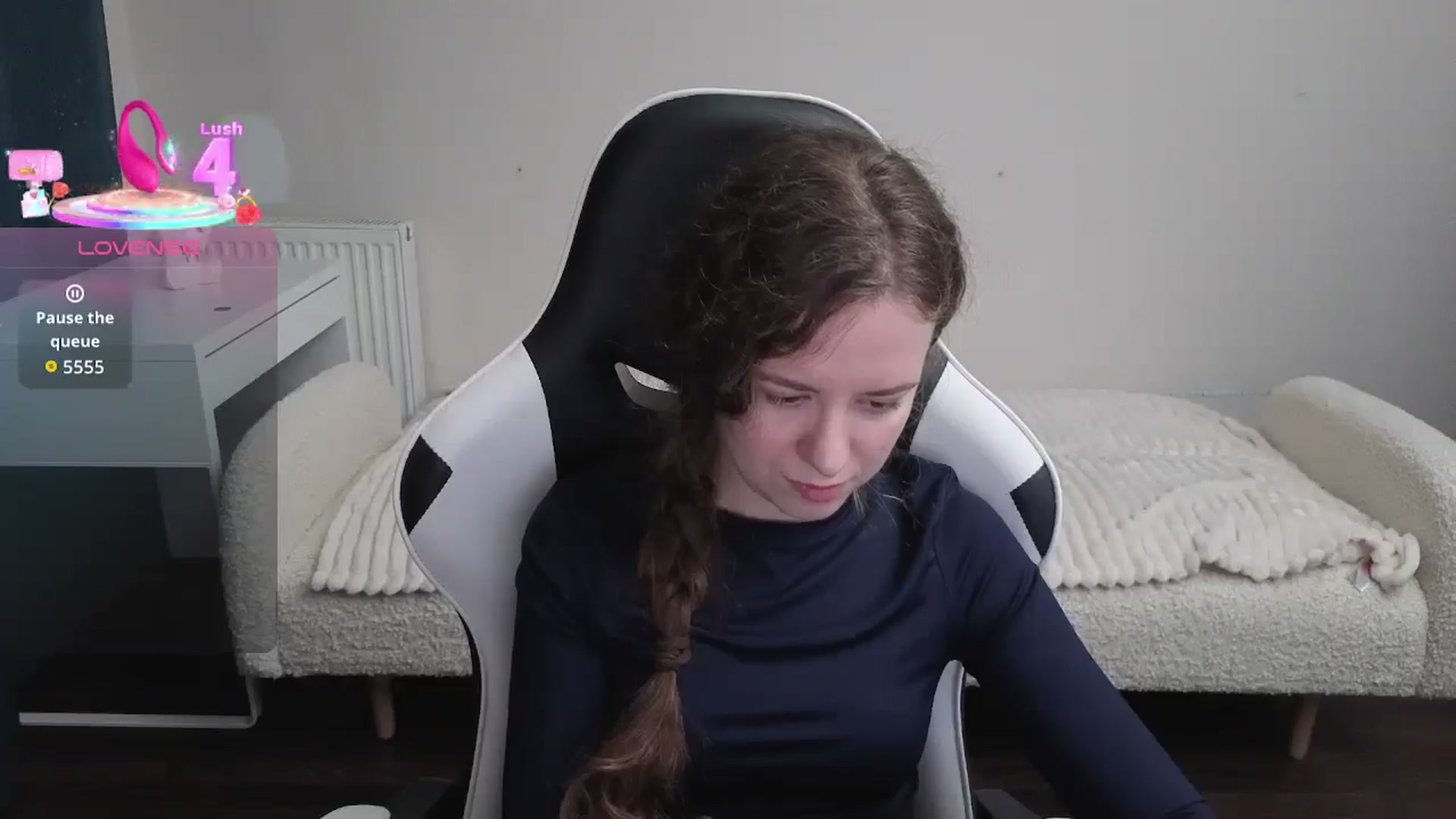 Gallery image thumbnail from BlueFlowerr's myfreecams stream on, 01/28/2026, 22:48 image 2 of 20
