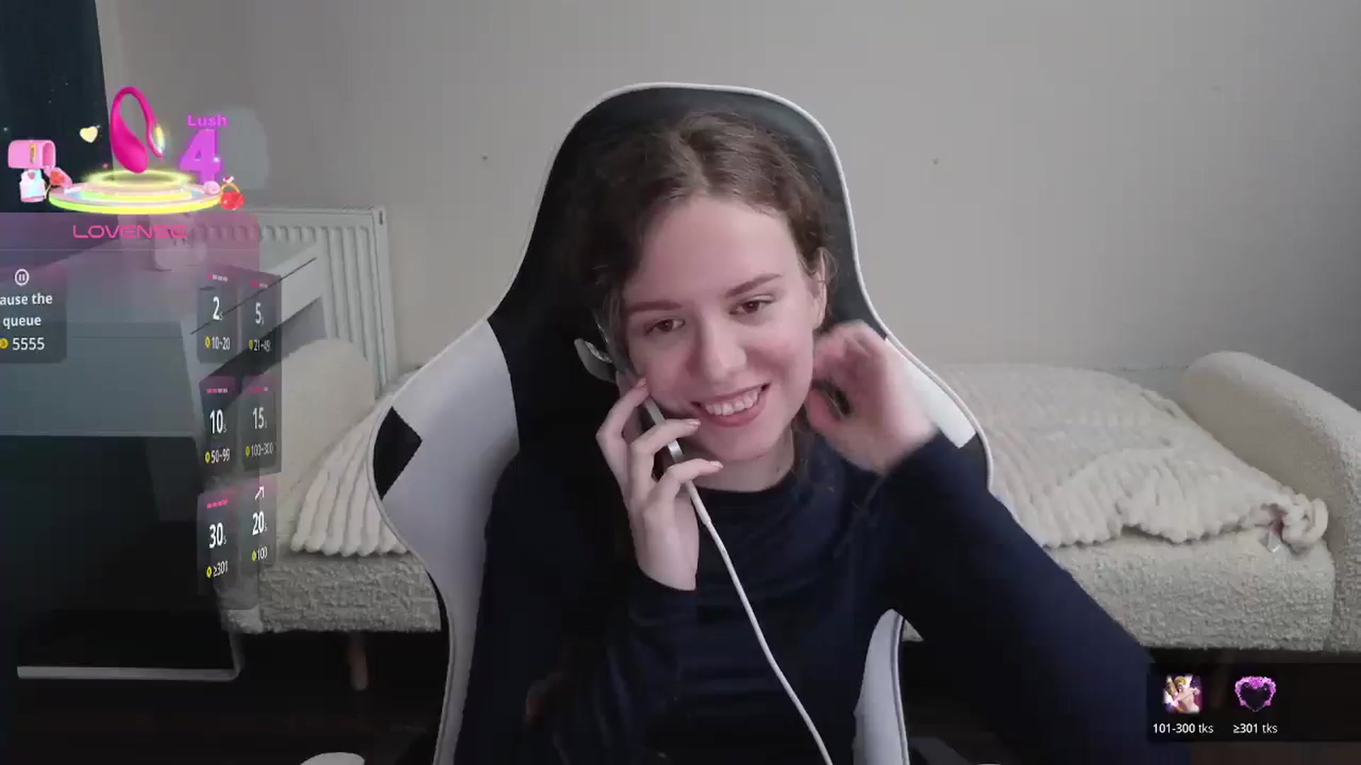 Gallery image thumbnail from BlueFlowerr's myfreecams stream on, 01/28/2026, 22:48 image 1 of 20
