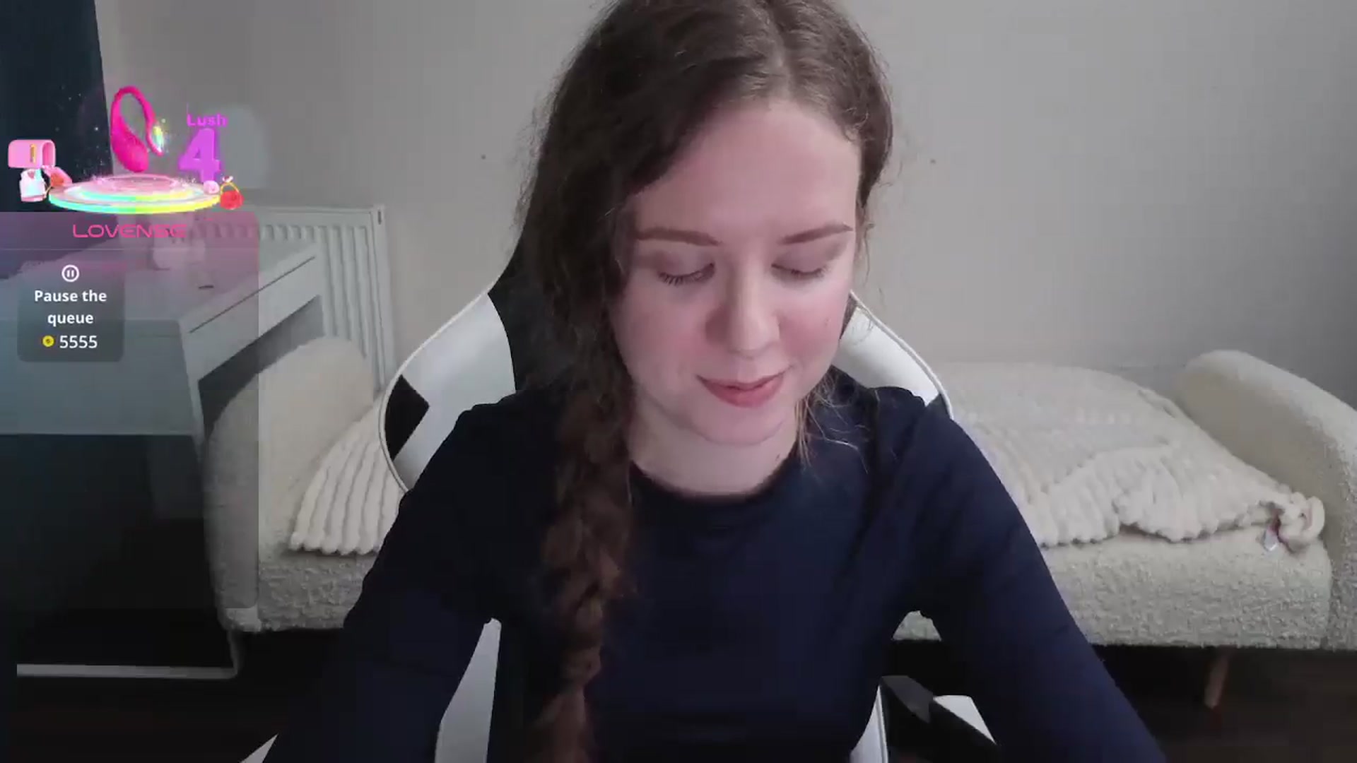 Gallery image thumbnail from BlueFlowerr's myfreecams stream on, 01/28/2026, 22:48 image 4 of 20