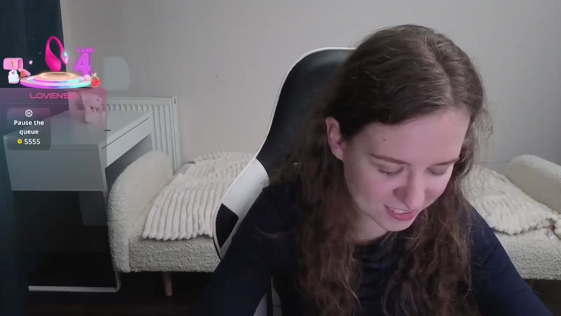 Gallery image thumbnail from BlueFlowerr's myfreecams stream on, 01/29/2026, 24:51 image 16 of 20