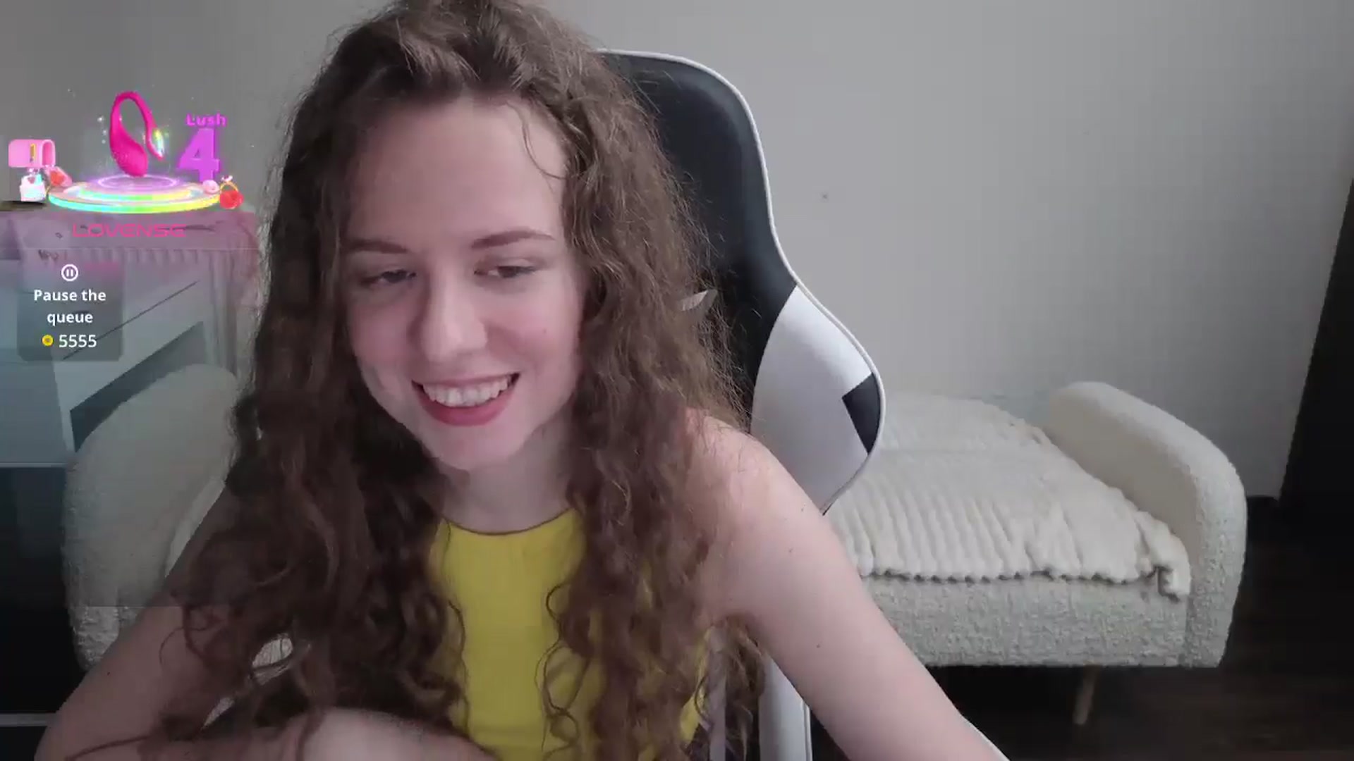 Gallery image thumbnail from BlueFlowerr's myfreecams stream on, 01/31/2026, 01:21 image 7 of 20