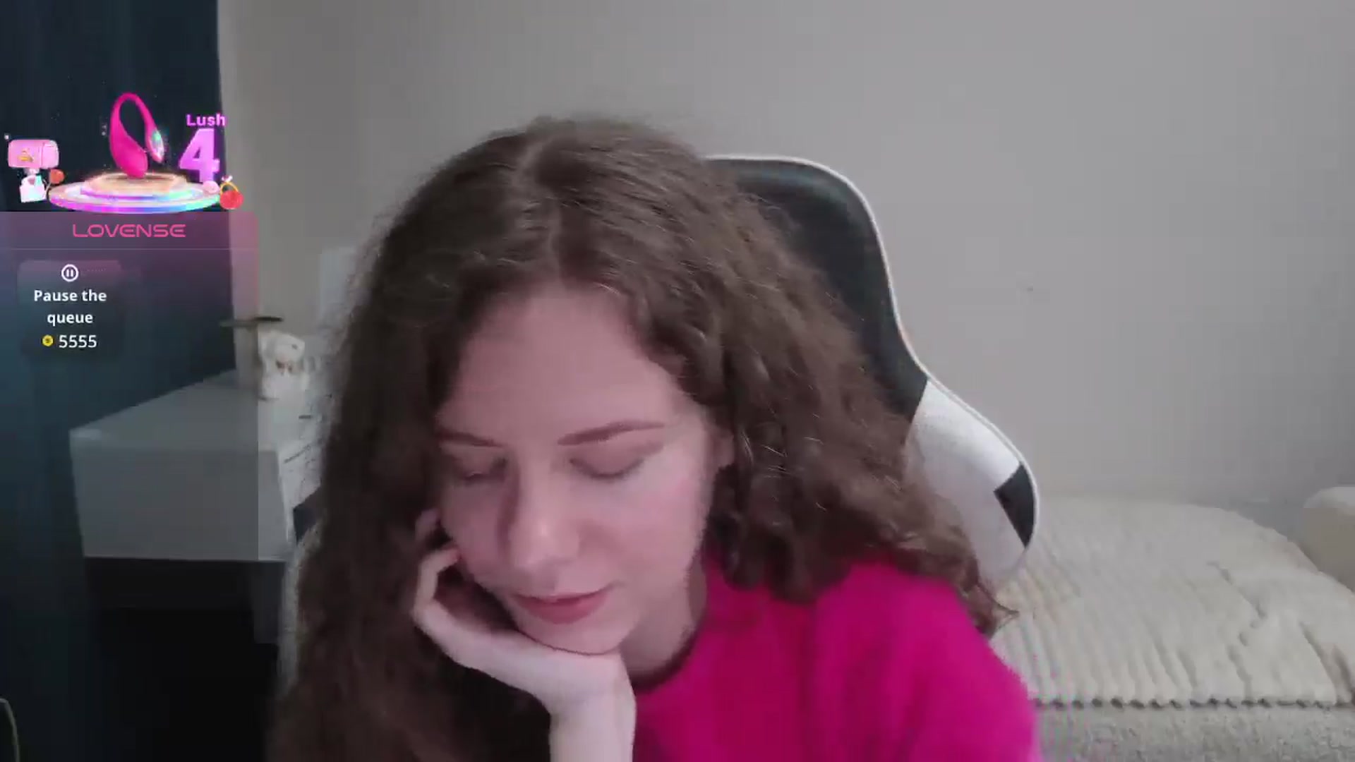 Gallery image thumbnail from BlueFlowerr's myfreecams stream on, 02/05/2026, 22:16 image 17 of 20